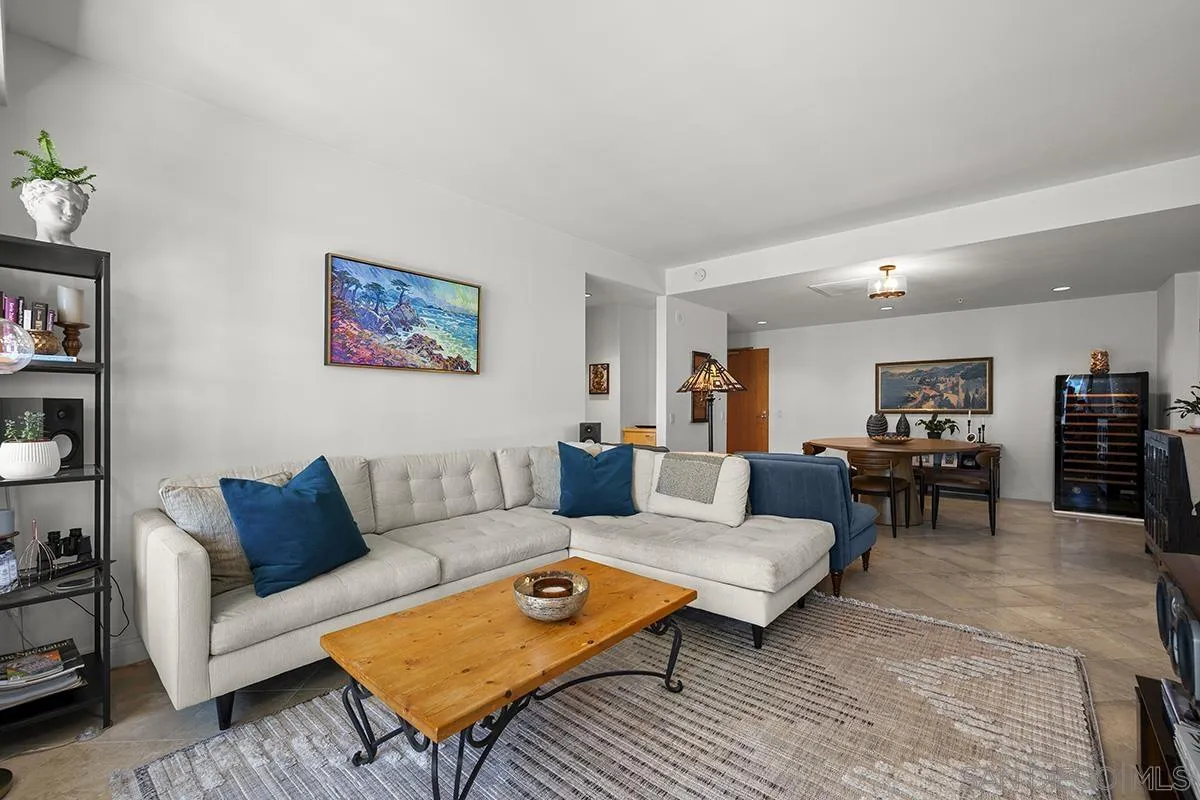 https://cdn.realtyfeed.com/cdn/127/260023322/0a98337bf06c8d2f03ec5afe12f6bdc4.webp