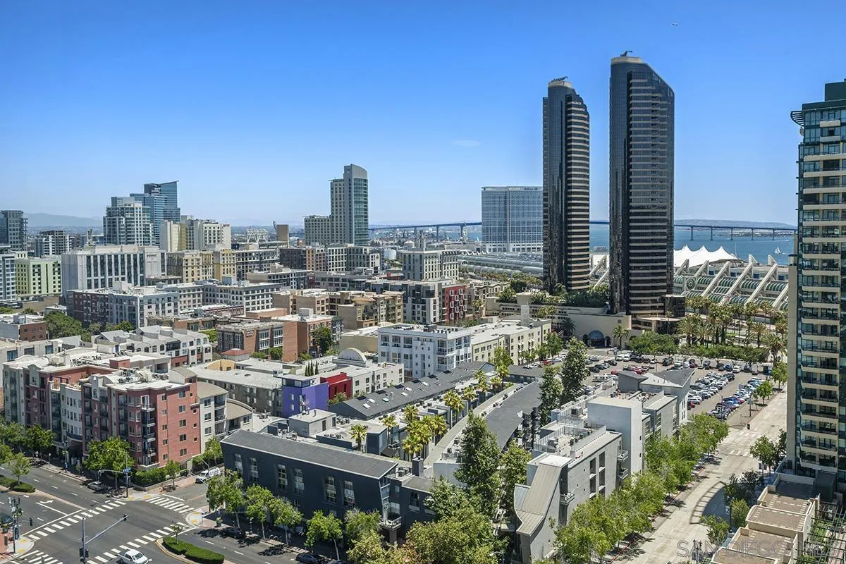 https://cdn.realtyfeed.com/cdn/127/260023322/3559dab6cc827f7926e03390ffd07dbd.webp