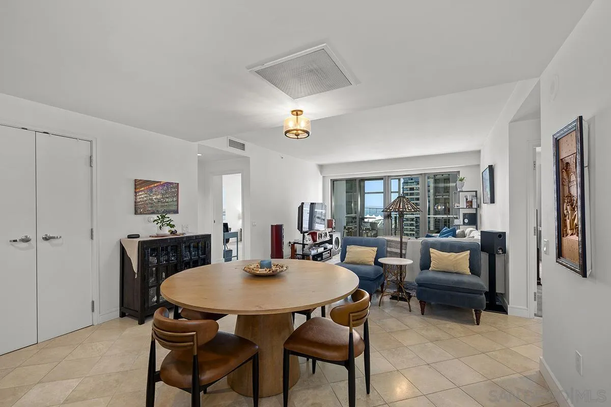 https://cdn.realtyfeed.com/cdn/127/260023322/b4e756624c6d1b2f34f20b7ae53c158b.webp