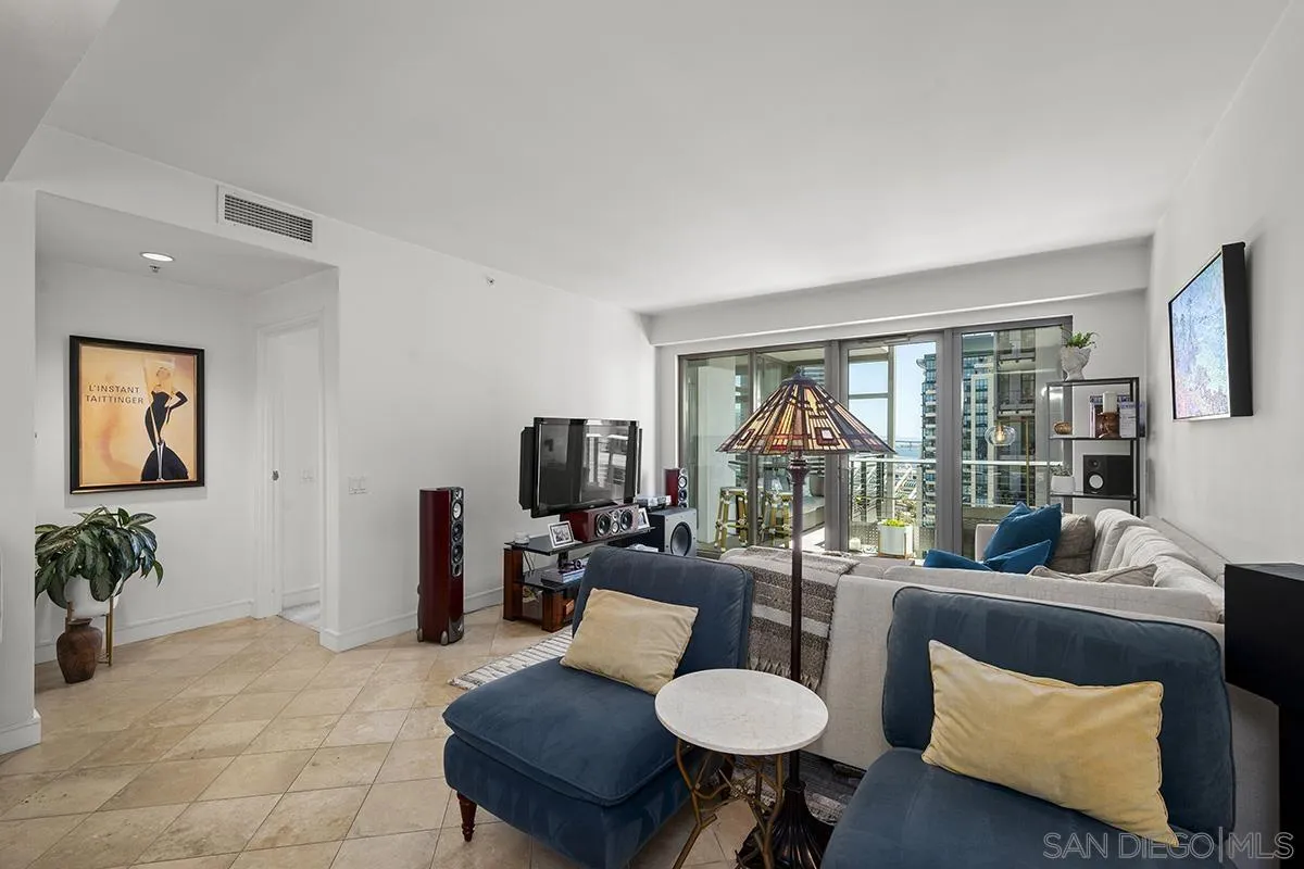 https://cdn.realtyfeed.com/cdn/127/260023322/f27a81bc99cdd8b3b065ede92de8062b.webp