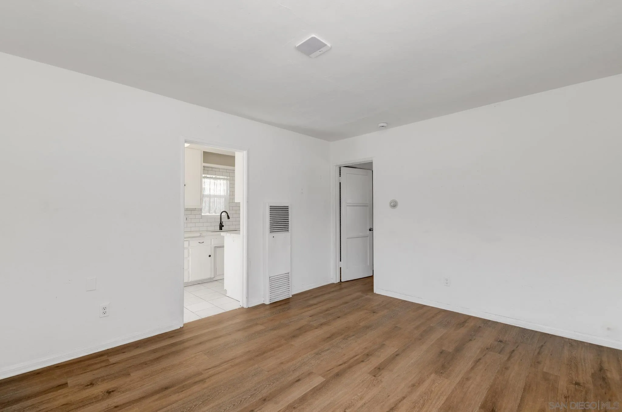 1344-48 La Palma, San Diego, CA 92109, photo 23