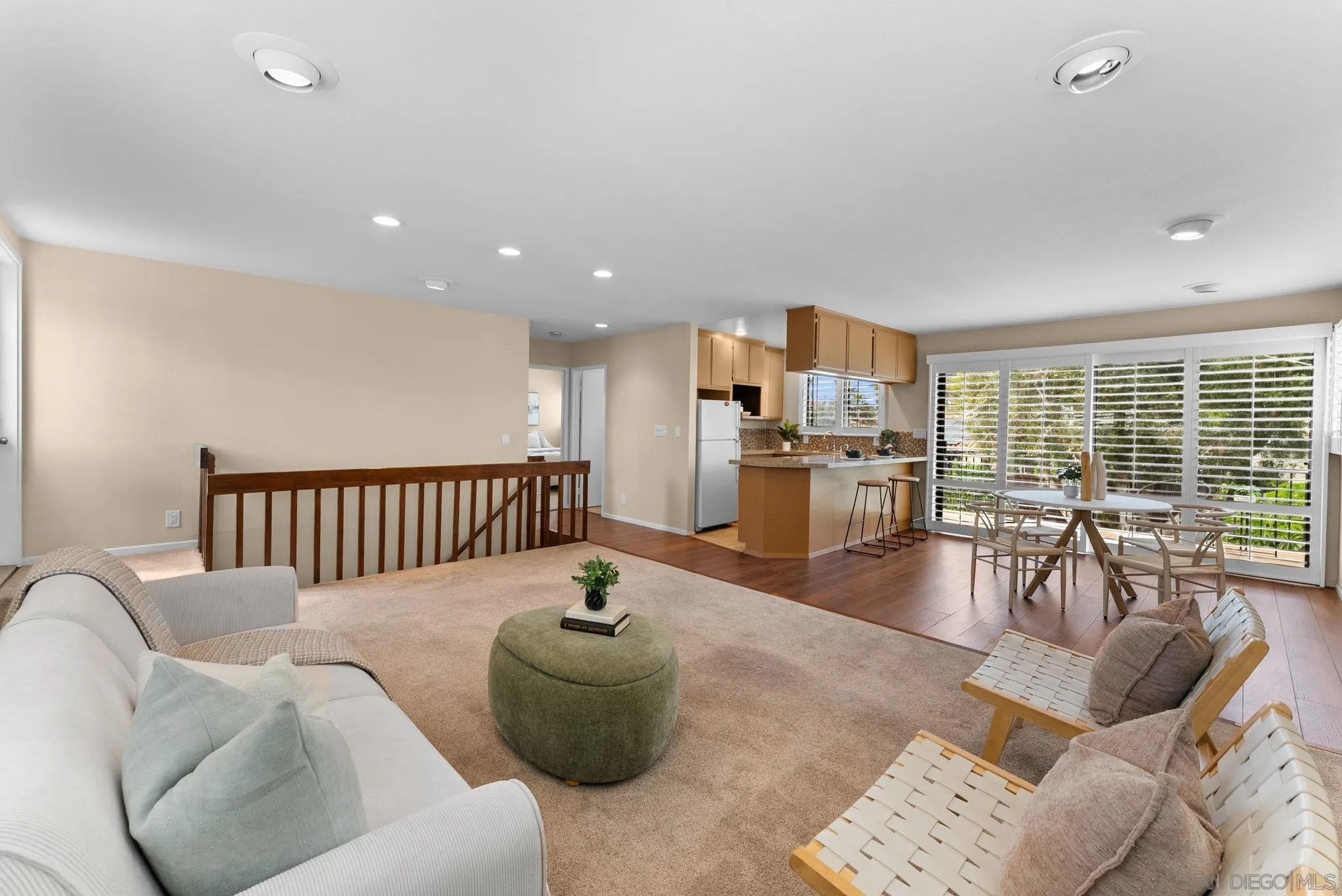 https://cdn.realtyfeed.com/cdn/127/260023326/1f25101ac0ded943fa8c99882596aef6.webp