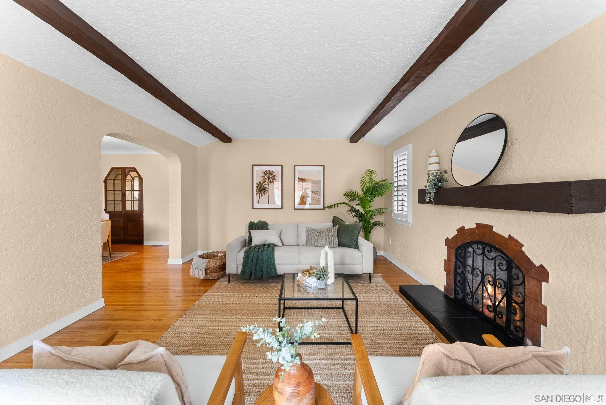https://cdn.realtyfeed.com/cdn/127/260023326/406de6af237677d2d0979fbaf3b47946.webp