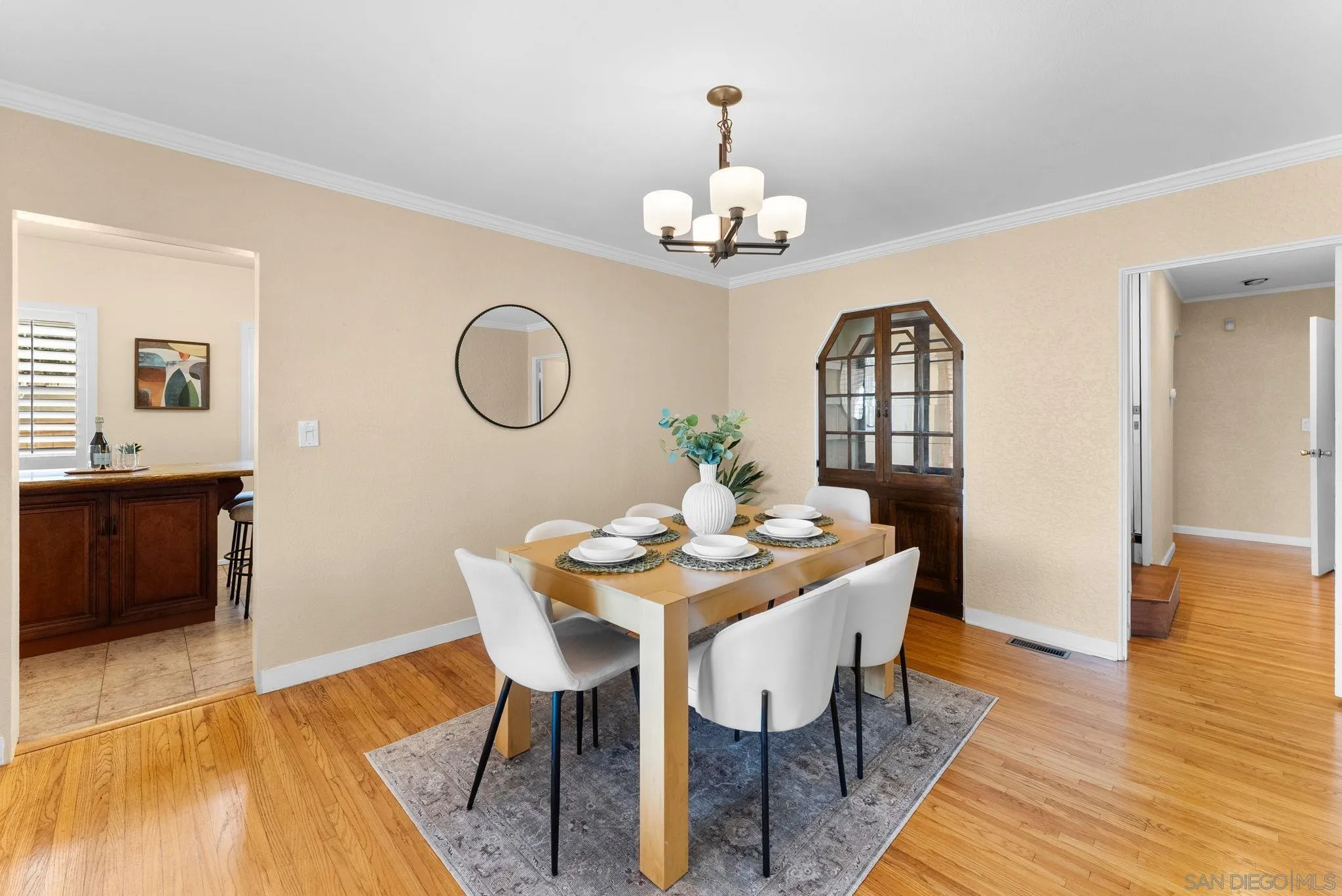 https://cdn.realtyfeed.com/cdn/127/260023326/e34d798045d96b3f266d475b0db4c946.webp