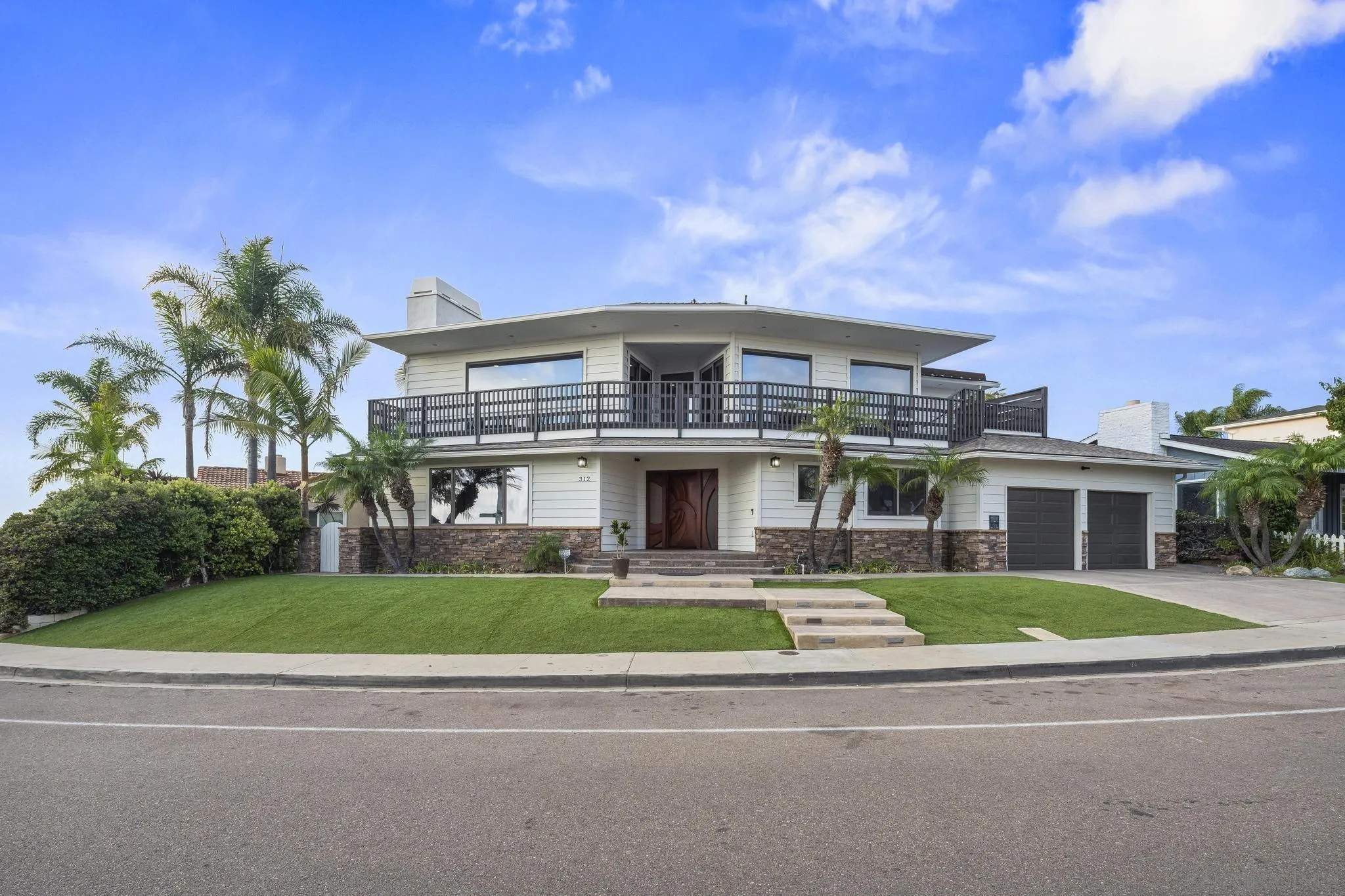 https://cdn.realtyfeed.com/cdn/127/260023329/41fd6f4484472f6920f2d81a58b270c1.webp