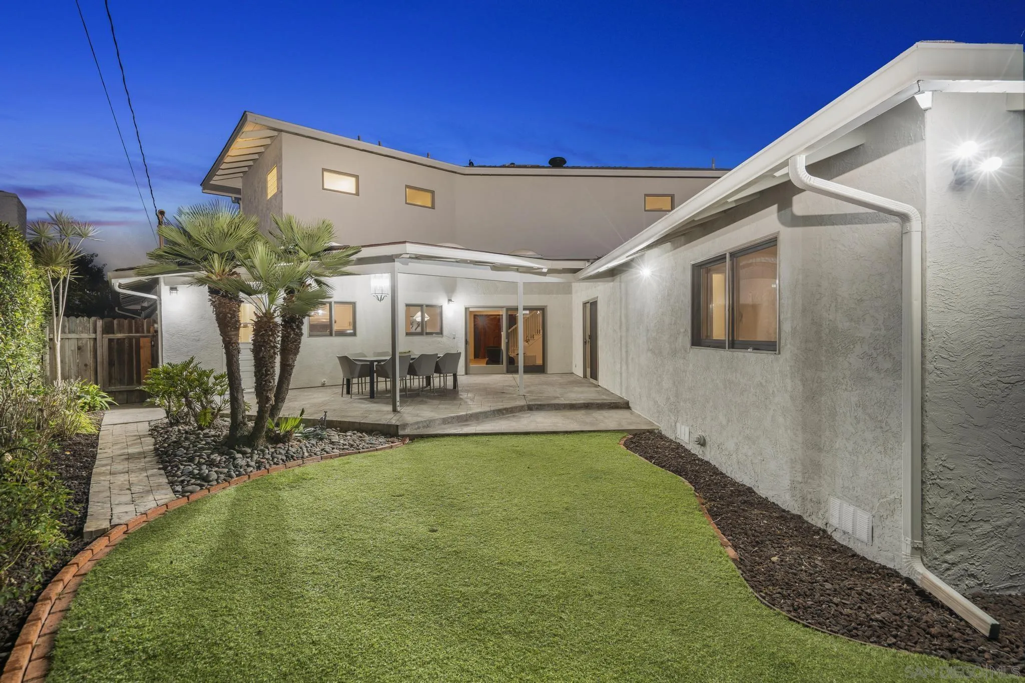 https://cdn.realtyfeed.com/cdn/127/260023329/8eec059aad7355b172aff4ac2e8d422b.webp