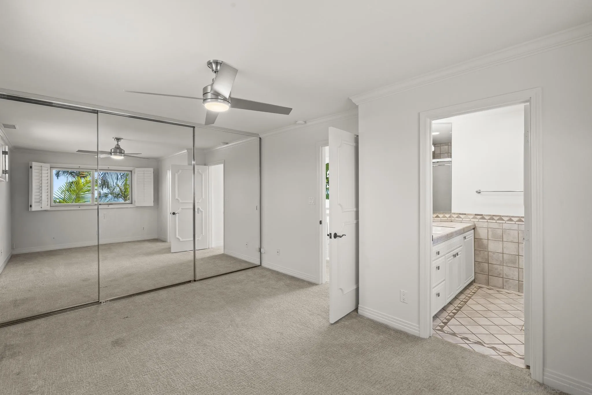 https://cdn.realtyfeed.com/cdn/127/260023329/b5e9595fc419e59c9f79899b75c90046.webp