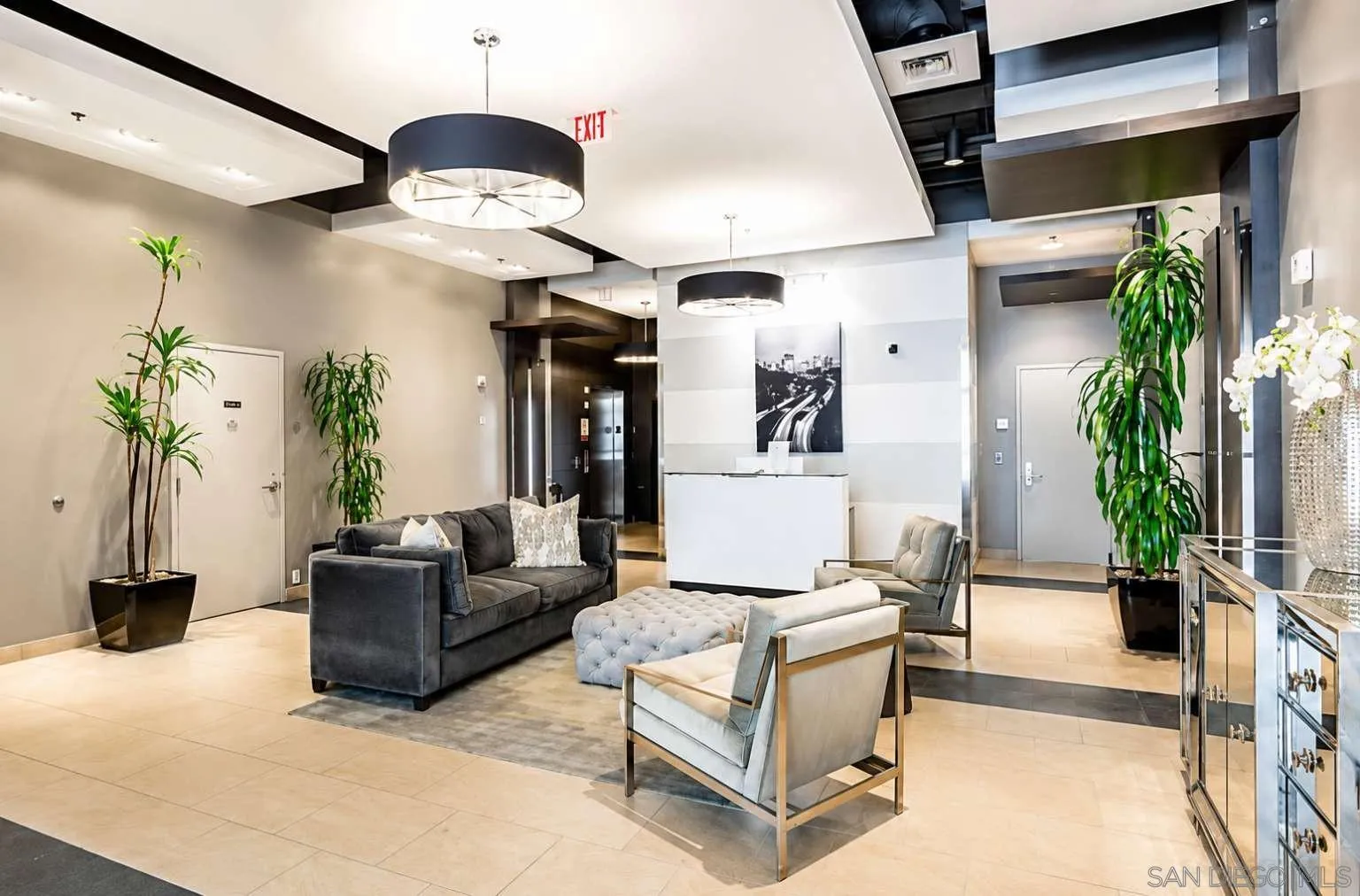 https://cdn.realtyfeed.com/cdn/127/260023335/3afdc19a0cd0a41bffc12040b09d18a0.webp