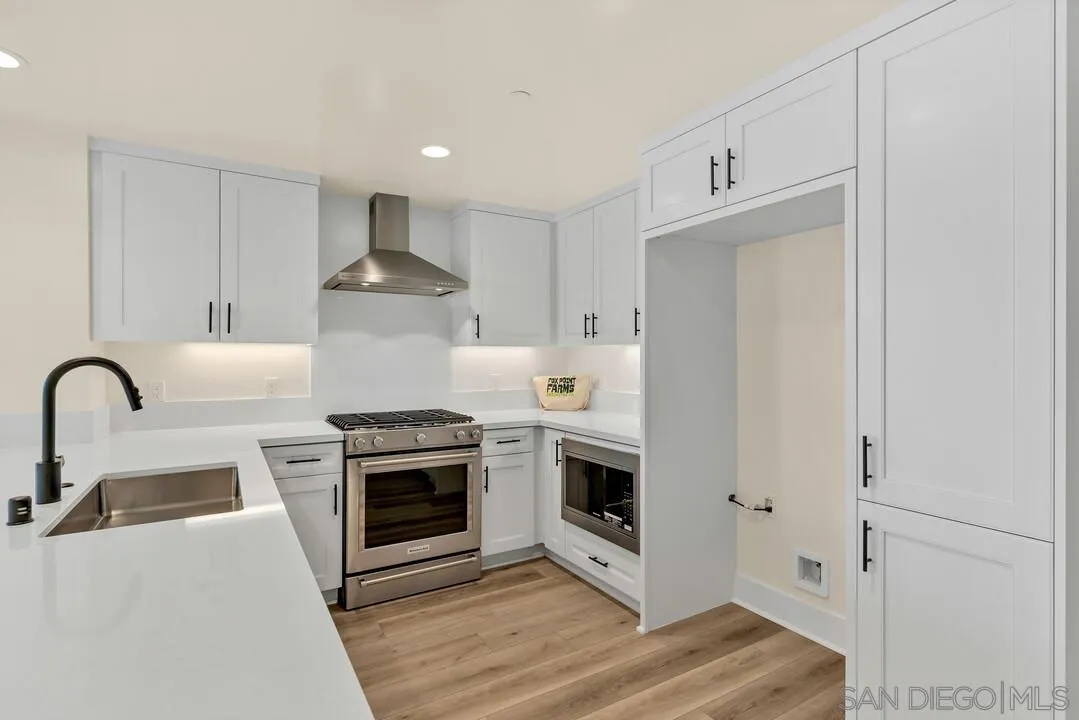 1103 Catania Ct Unit 104, Encinitas, CA 92024 - Photo 4 of 23, Encinitas, CA