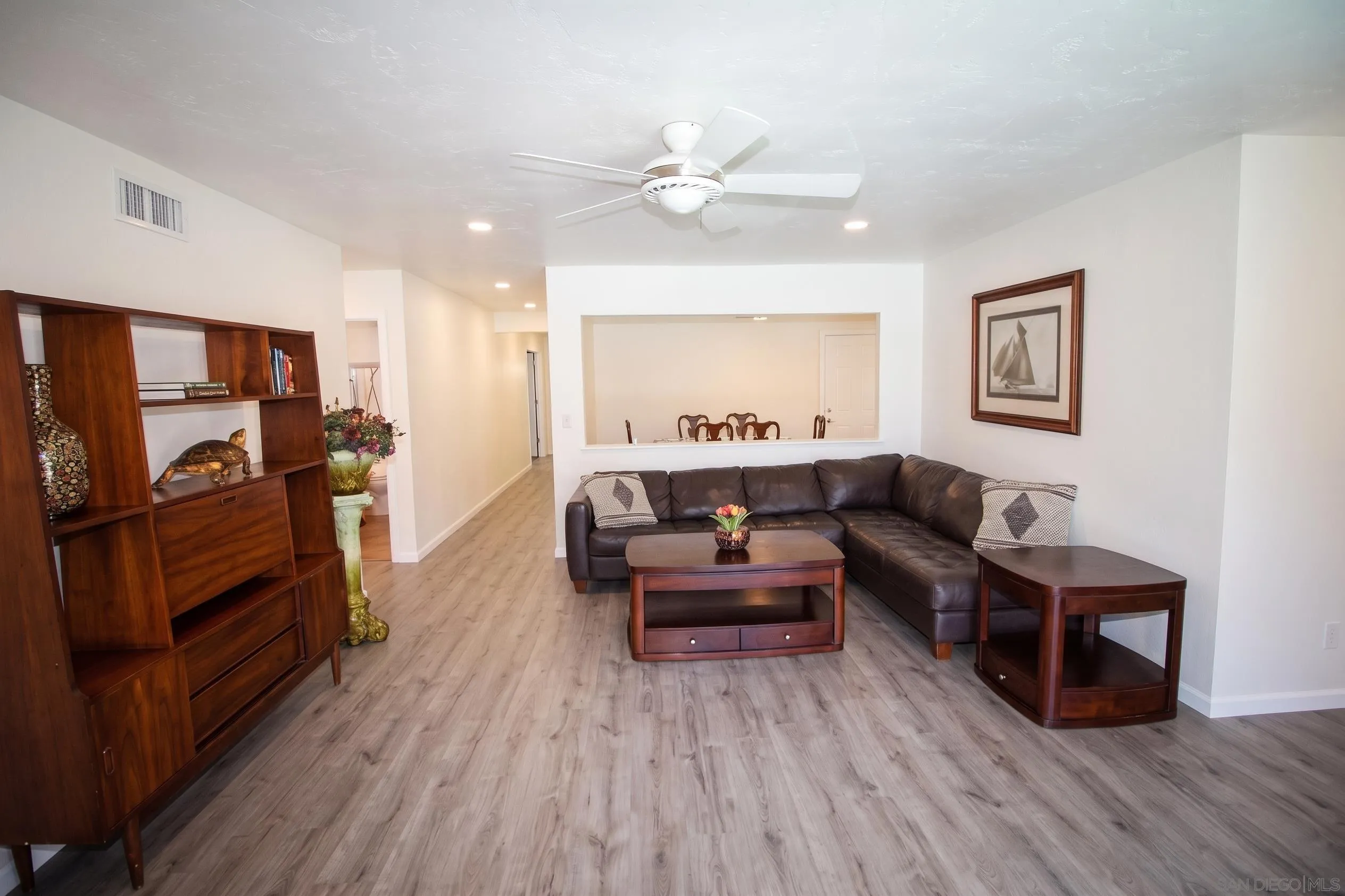 https://cdn.realtyfeed.com/cdn/127/260023338/0c0aa1c59e6c50fbc9b935e6b141b76a.webp