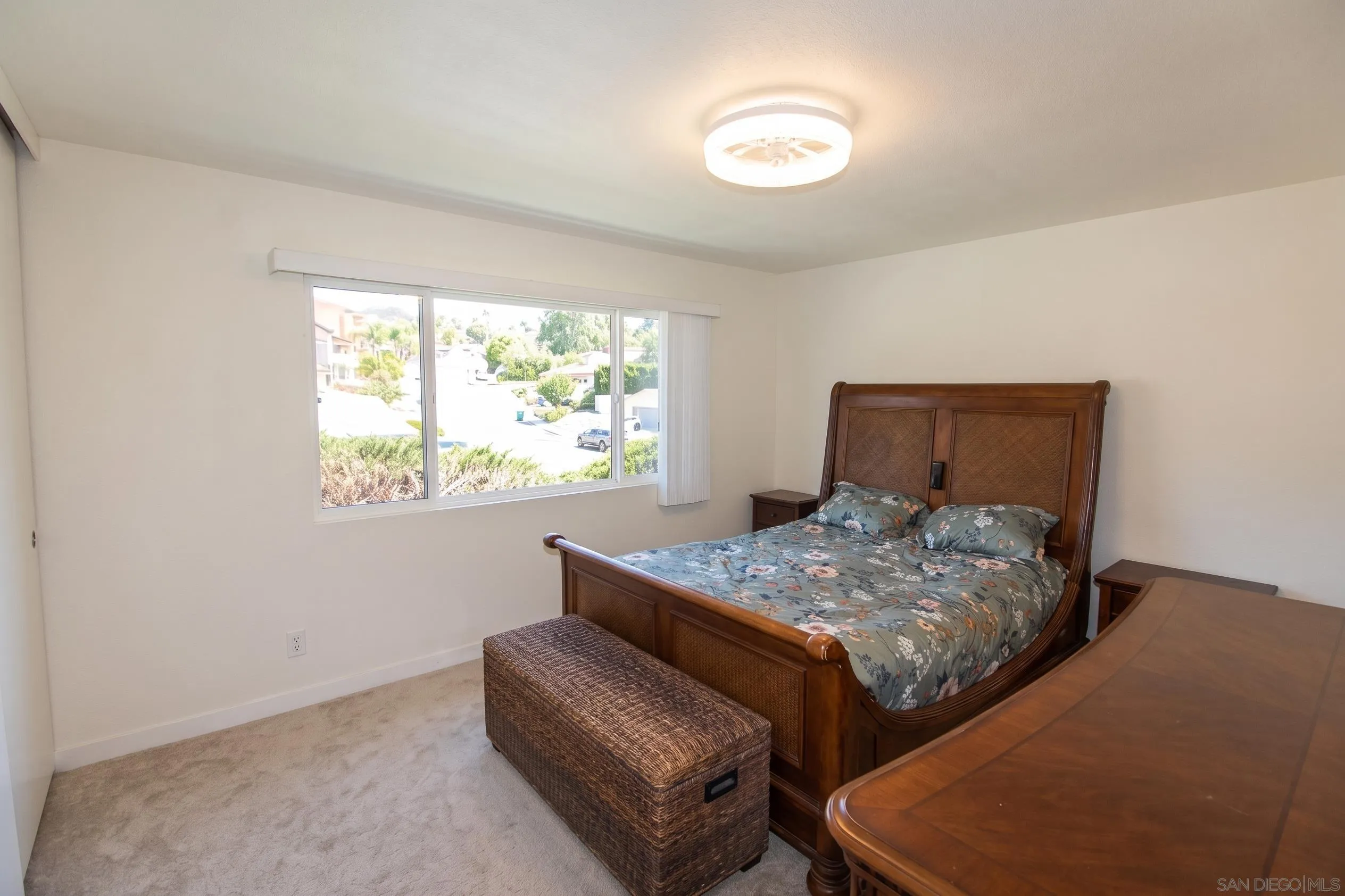 https://cdn.realtyfeed.com/cdn/127/260023338/136471748b30c7a69ad6ba5ae8a13665.webp