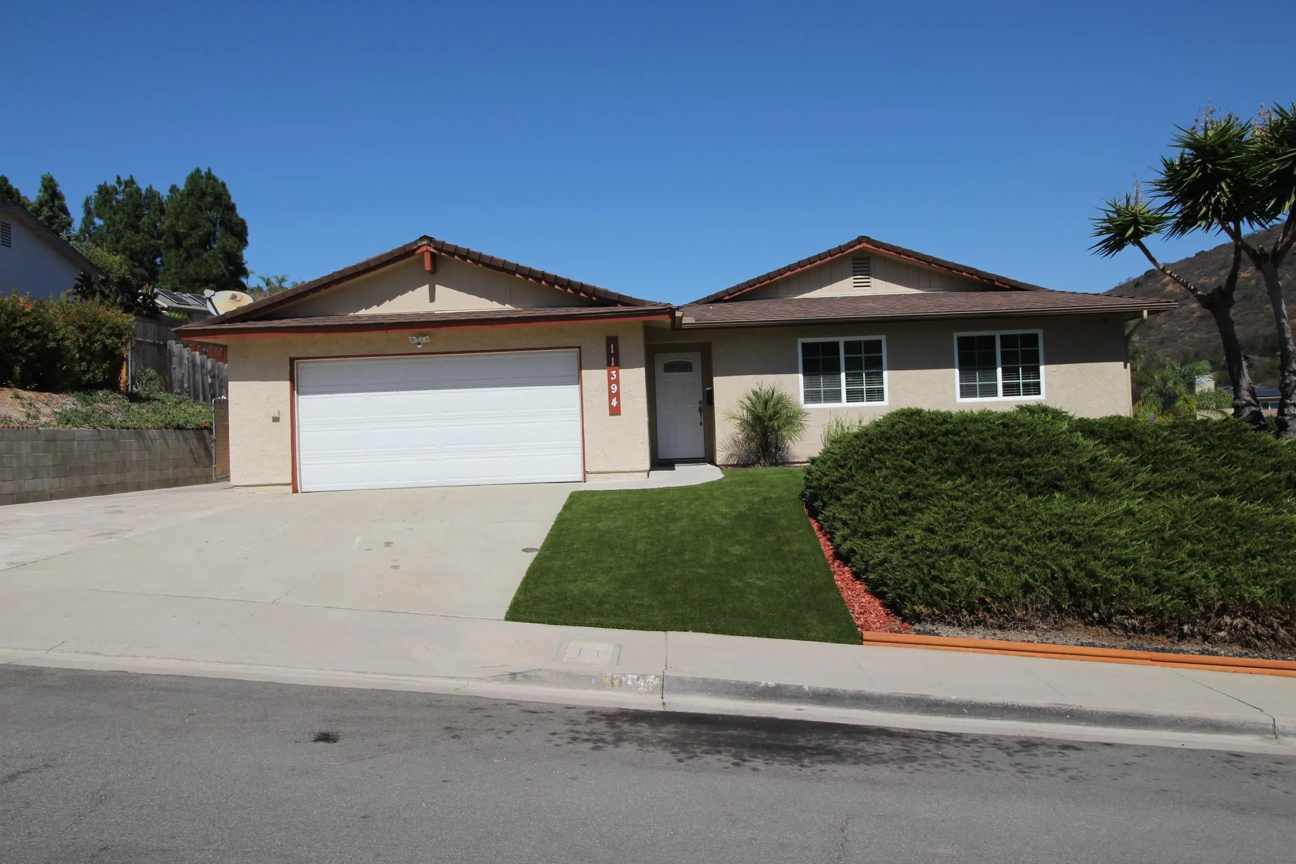https://cdn.realtyfeed.com/cdn/127/260023338/bff7ccff4f9ad19f71837e239d091866.webp