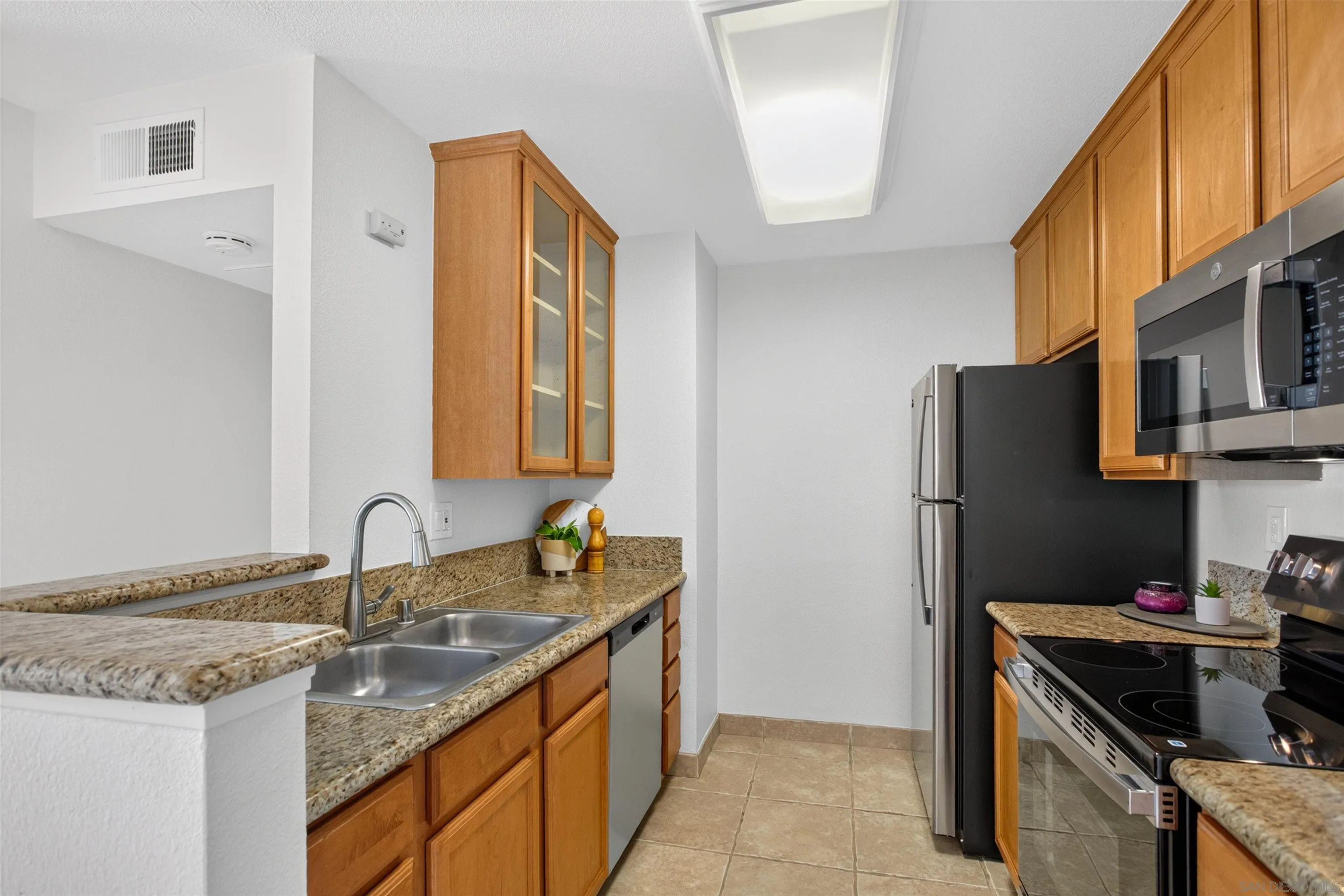 https://cdn.realtyfeed.com/cdn/127/260023340/336bf20ad422ab6a699b94a936b83710.webp