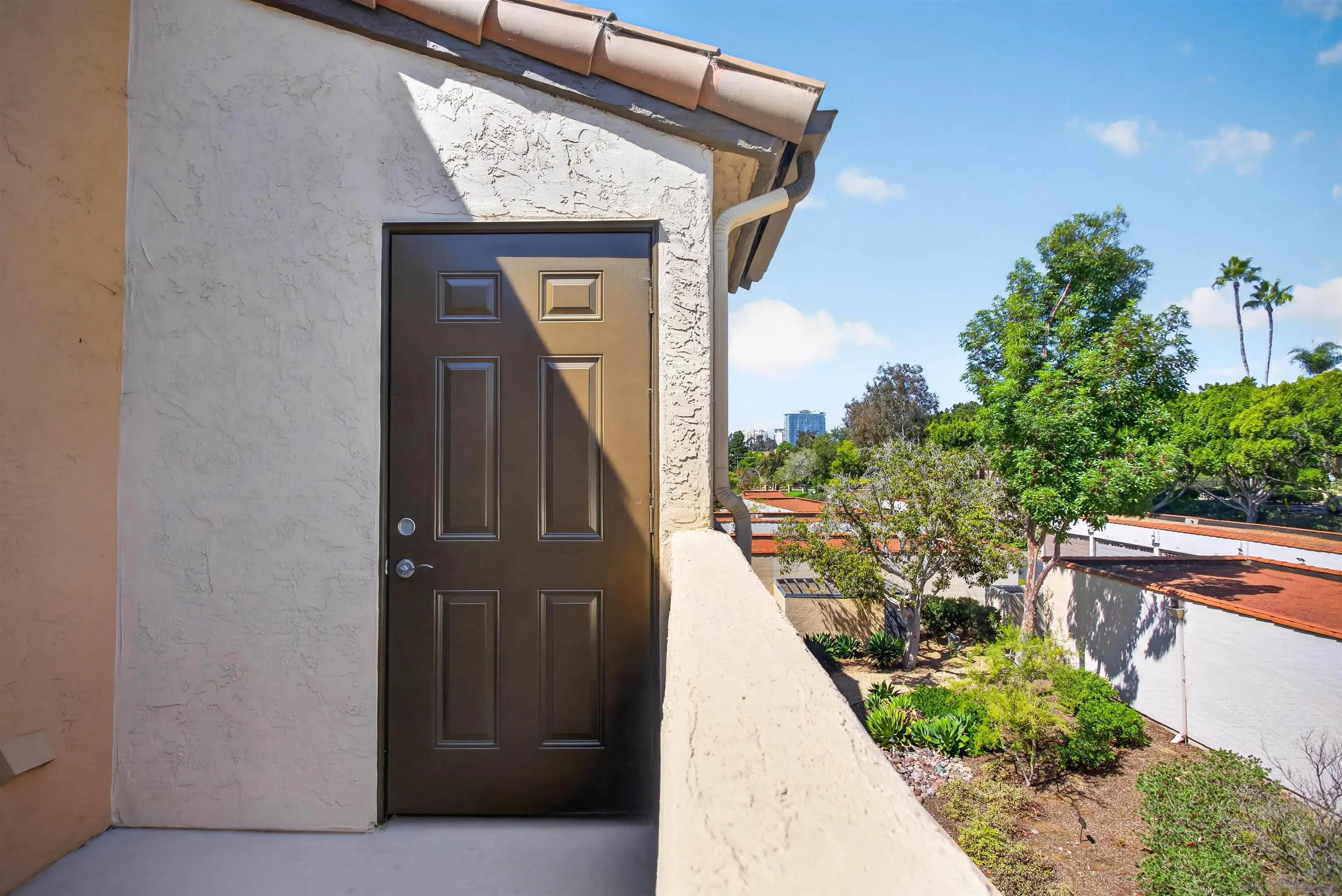 https://cdn.realtyfeed.com/cdn/127/260023340/ef4372b7b99d3ea88ec1b2f9109a886b.webp
