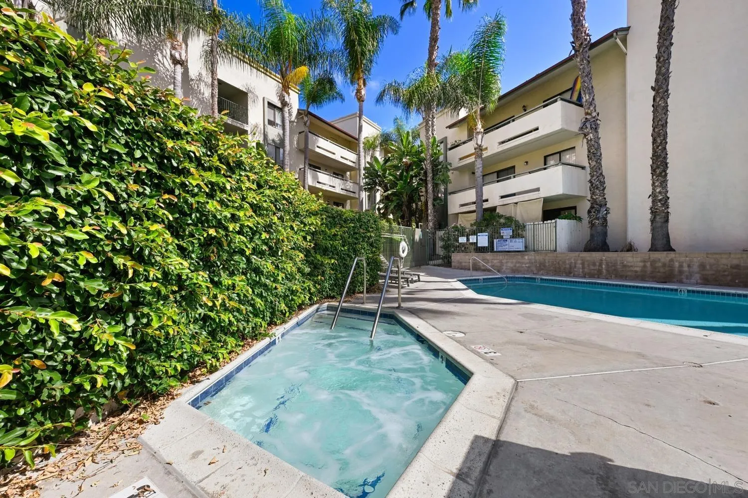 https://cdn.realtyfeed.com/cdn/127/260023342/10130703a677de633ea7eb288f8f5704.webp