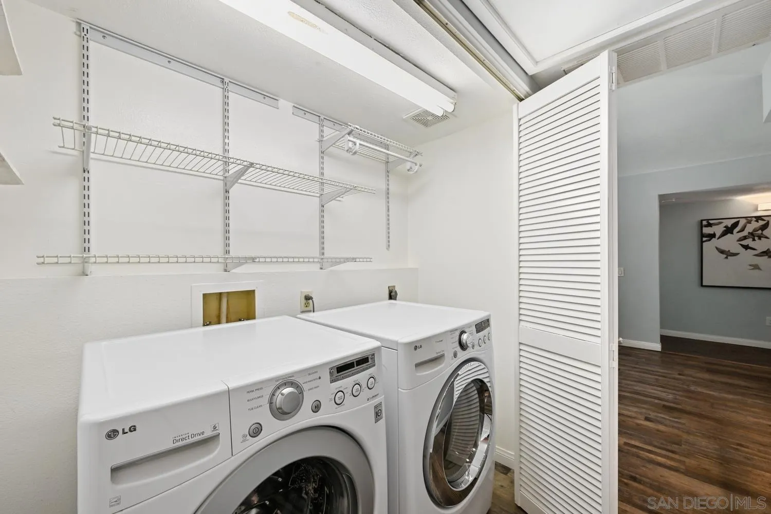 https://cdn.realtyfeed.com/cdn/127/260023342/4782020c59fc064da8cf107d35aaff60.webp