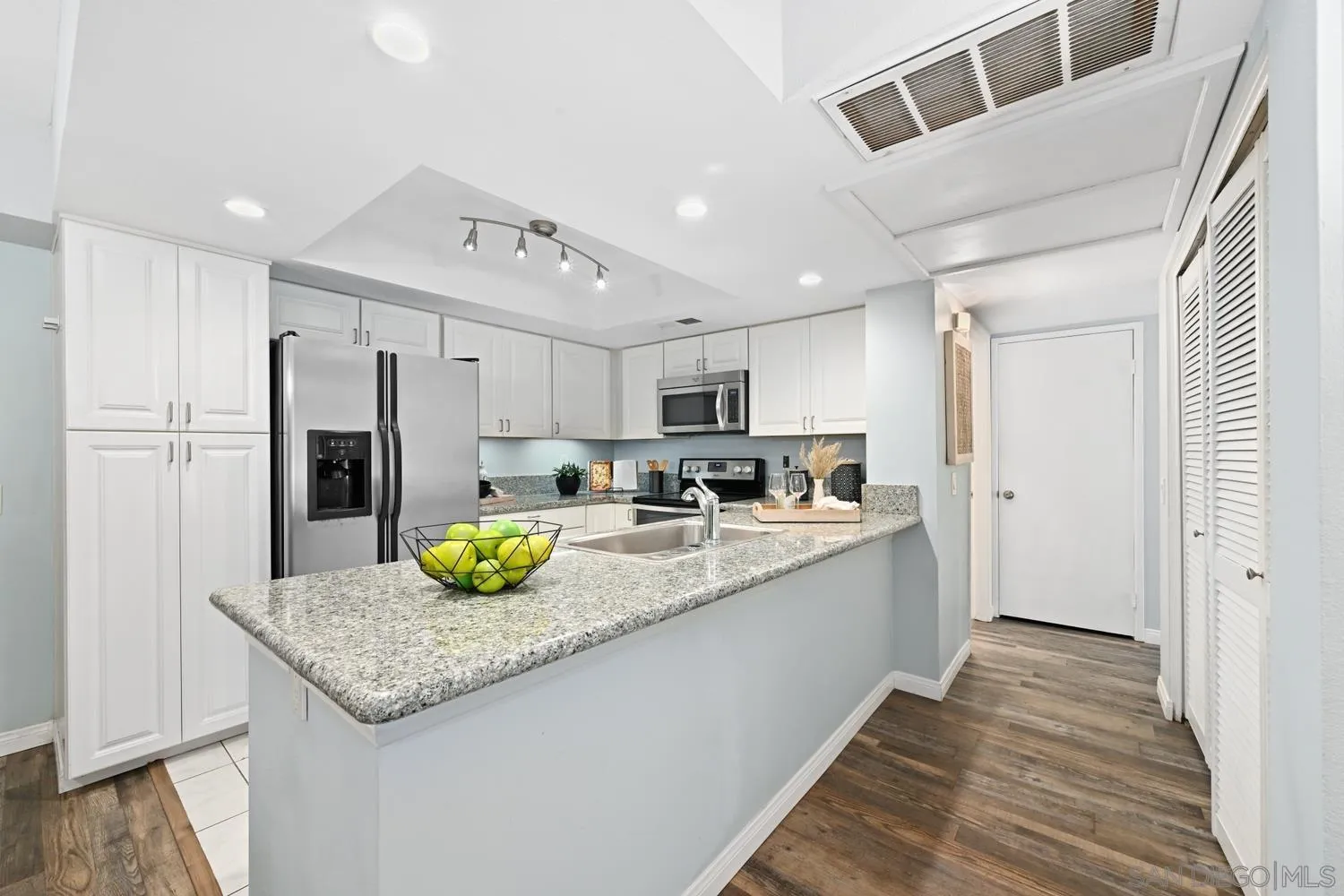https://cdn.realtyfeed.com/cdn/127/260023342/e77412f18d9114eb88be3e10541fc14c.webp