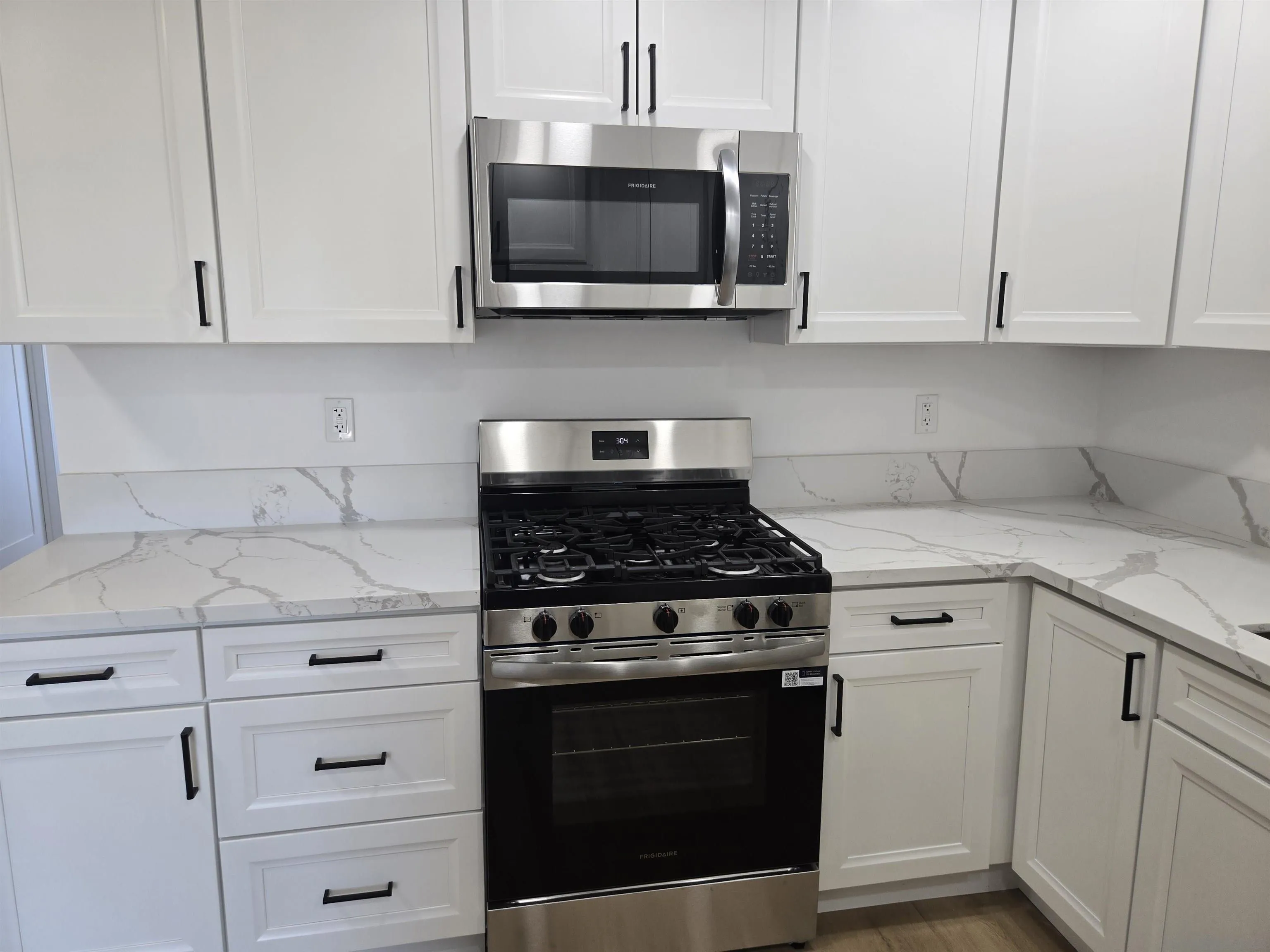 https://cdn.realtyfeed.com/cdn/127/260023345/41b20a9482ed92c34ad06c9144067a66.webp