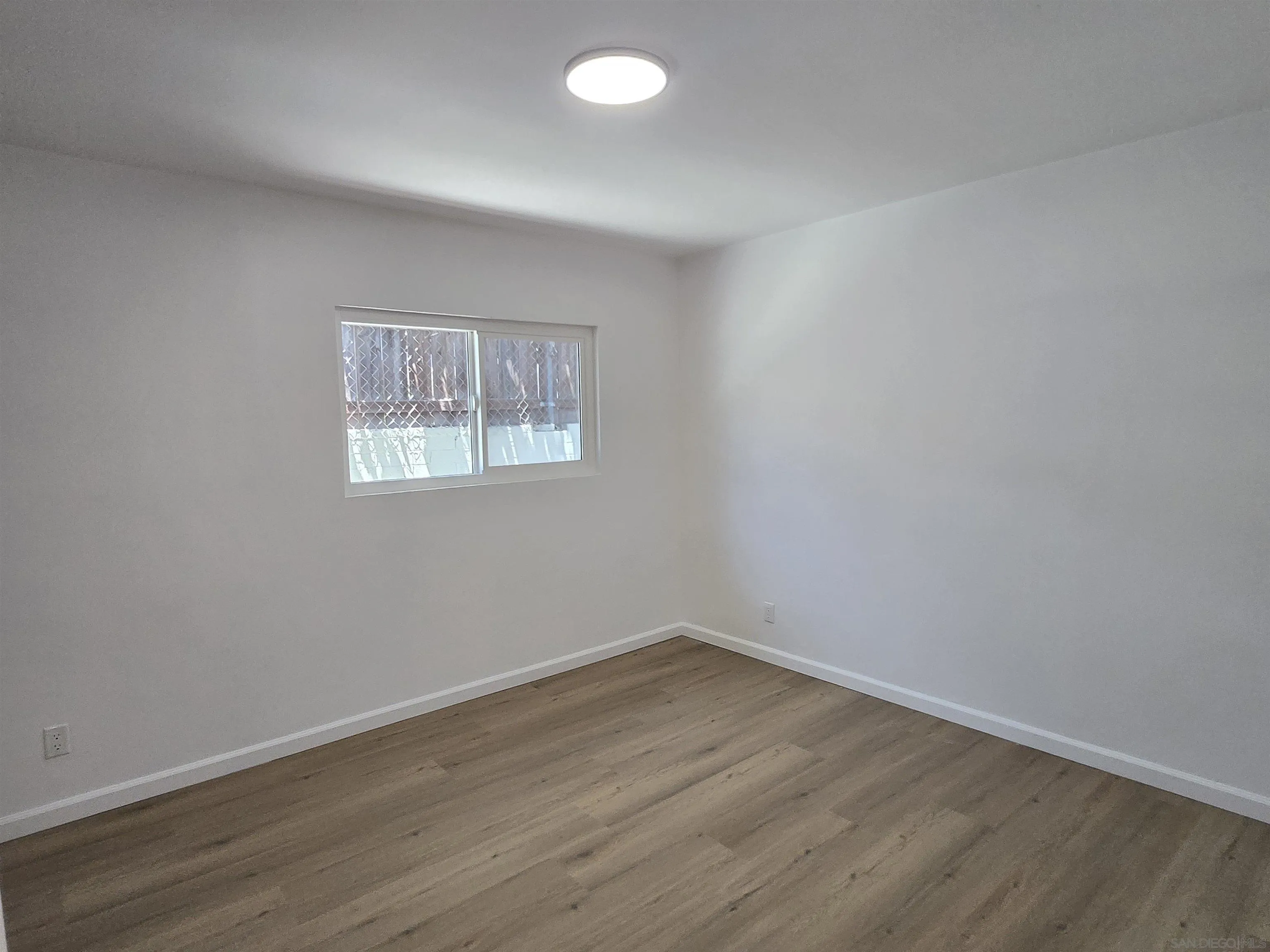 https://cdn.realtyfeed.com/cdn/127/260023345/ab0099d41a86aba5f8abe14b2895d5e1.webp