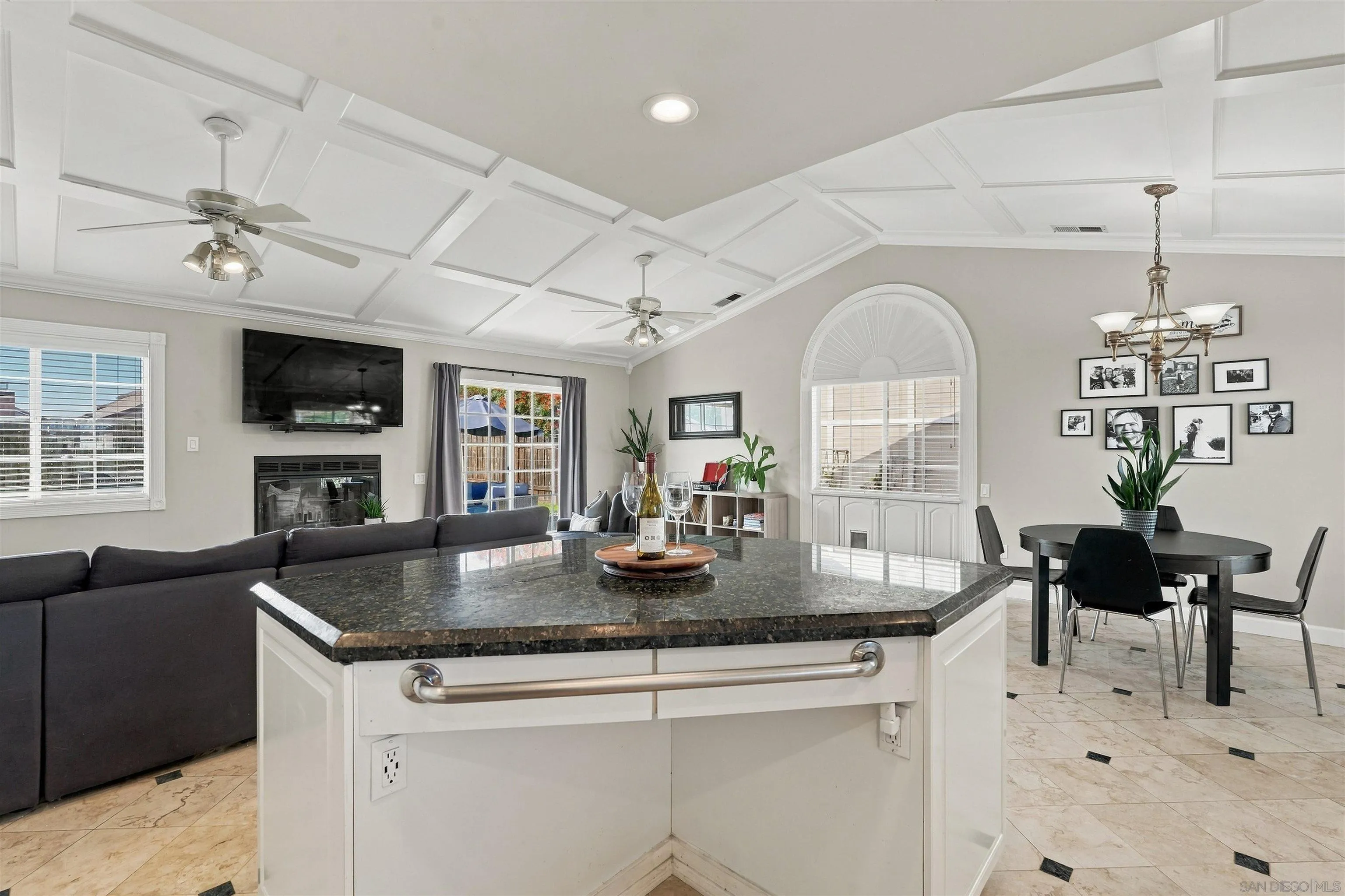 https://cdn.realtyfeed.com/cdn/127/260023349/108bea11fc34fa56f8e14b4971109588.webp