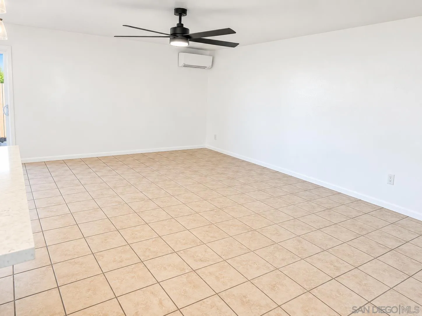 https://cdn.realtyfeed.com/cdn/127/260023351/9cdd0c65a00567e29e3567160295e7d3.webp