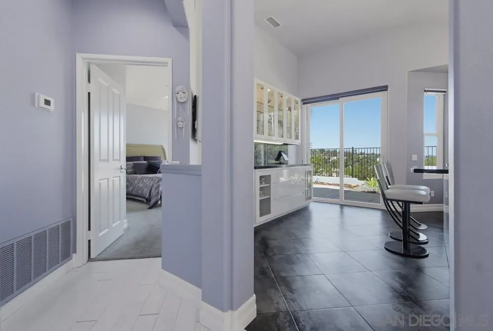 https://cdn.realtyfeed.com/cdn/127/260023353/82af399949c5247d15ec712be45e0273.webp