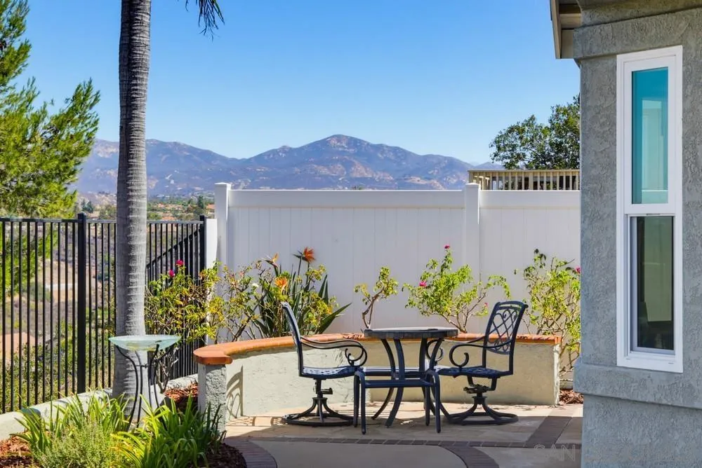 https://cdn.realtyfeed.com/cdn/127/260023353/c1d9fefda42fc2562950b6f8514ceab6.webp