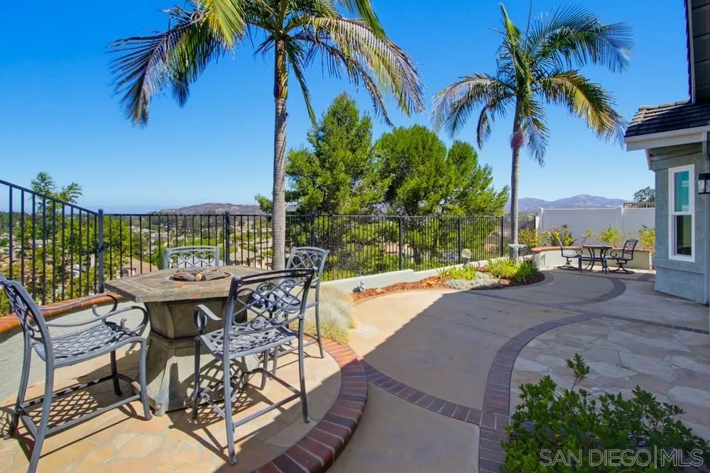 https://cdn.realtyfeed.com/cdn/127/260023353/d7f27b5ecf6556403a1cb4c51207b07d.webp