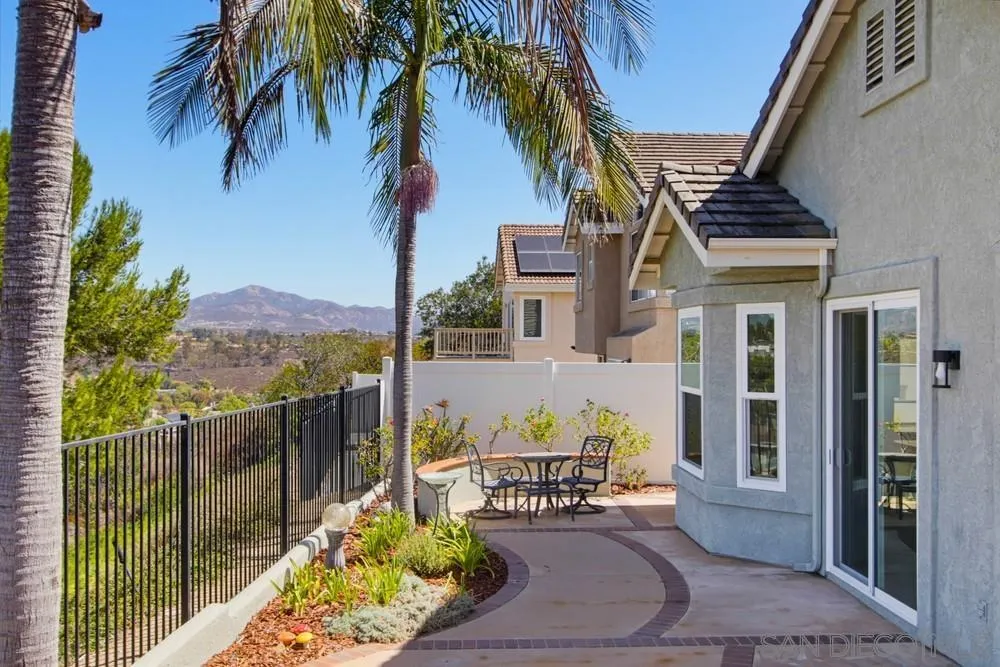 https://cdn.realtyfeed.com/cdn/127/260023353/eedf5438748dd39380f69d2e1d6f6ee0.webp