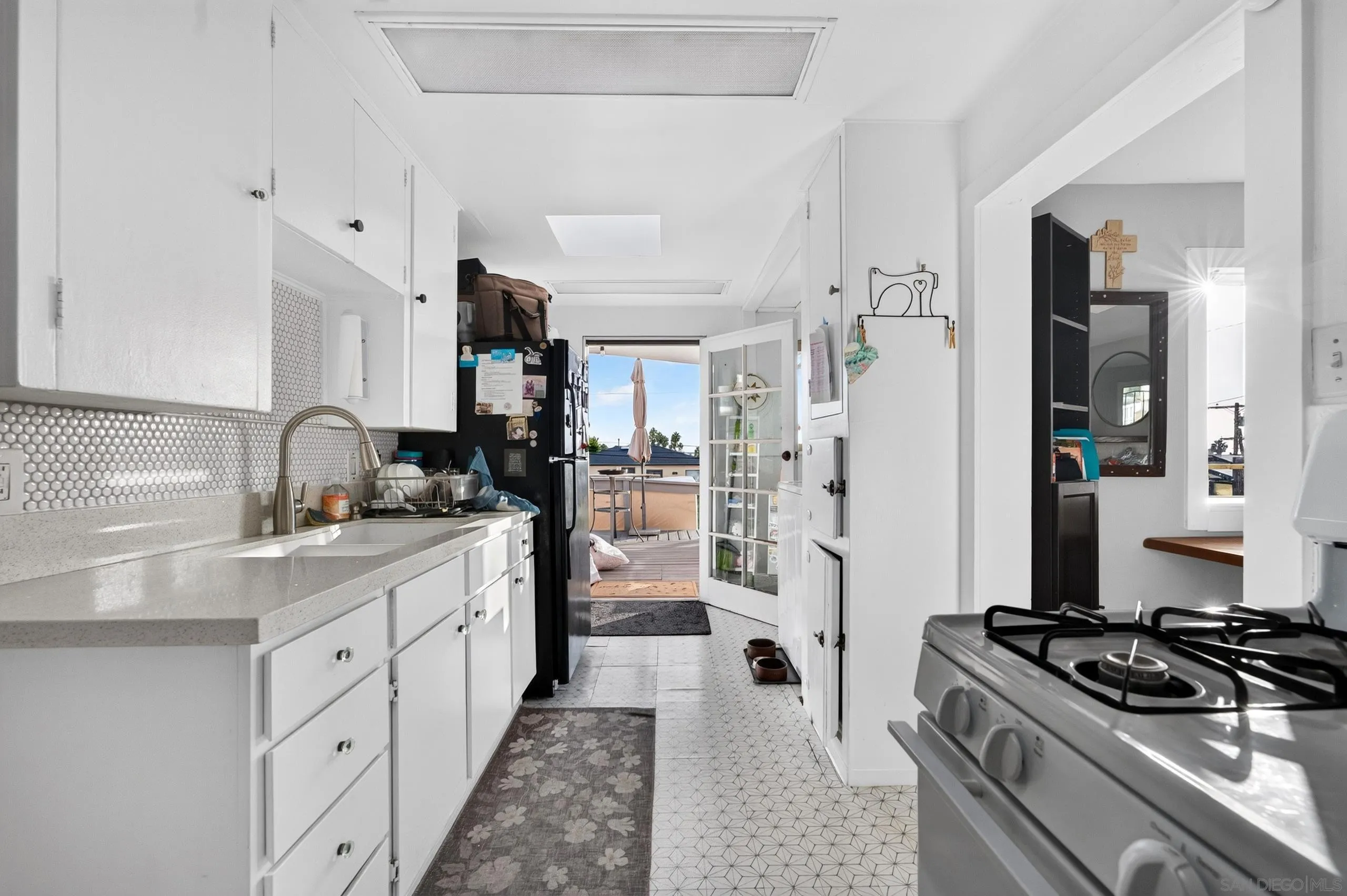 https://cdn.realtyfeed.com/cdn/127/260023355/527c9d6b53335d3b6d3bd750c6843f5e.webp