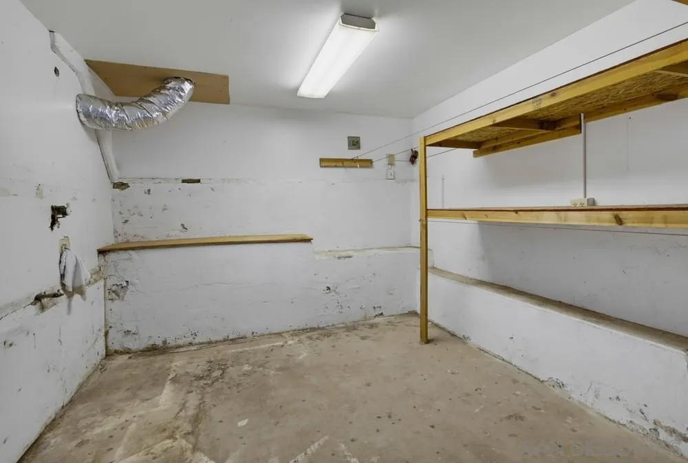 https://cdn.realtyfeed.com/cdn/127/260023359/034287e367aaf7d76e1d8d1caed2770c.webp