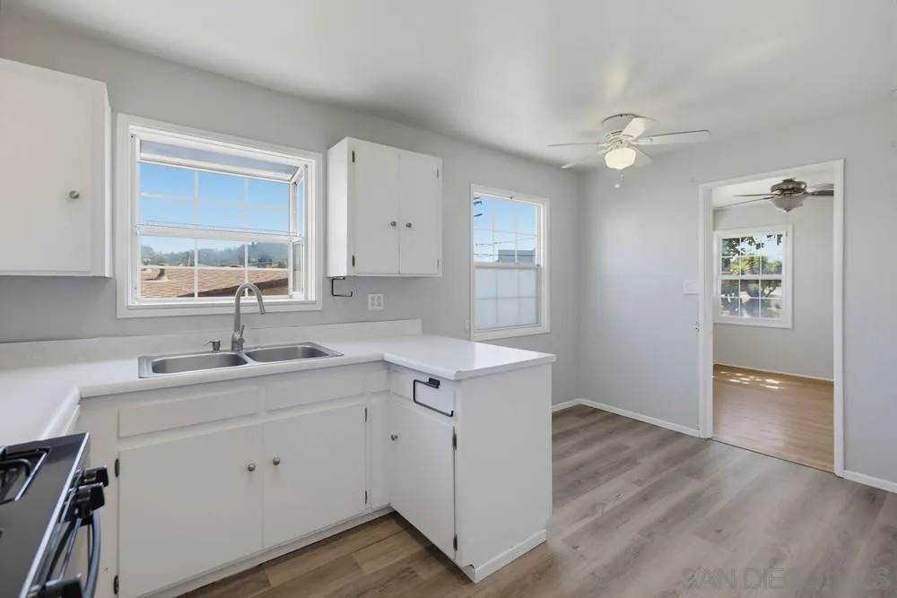 https://cdn.realtyfeed.com/cdn/127/260023359/5a6c08472fb8dc7cf0aa94b88db5de92.webp
