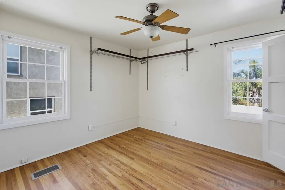 https://cdn.realtyfeed.com/cdn/127/260023359/60157b53bc750a8176fab2320b06b96c.webp