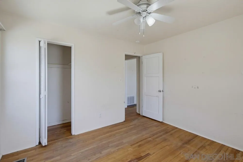 https://cdn.realtyfeed.com/cdn/127/260023359/fa1fc4c07b884dd532c9d7e0e1f8d704.webp