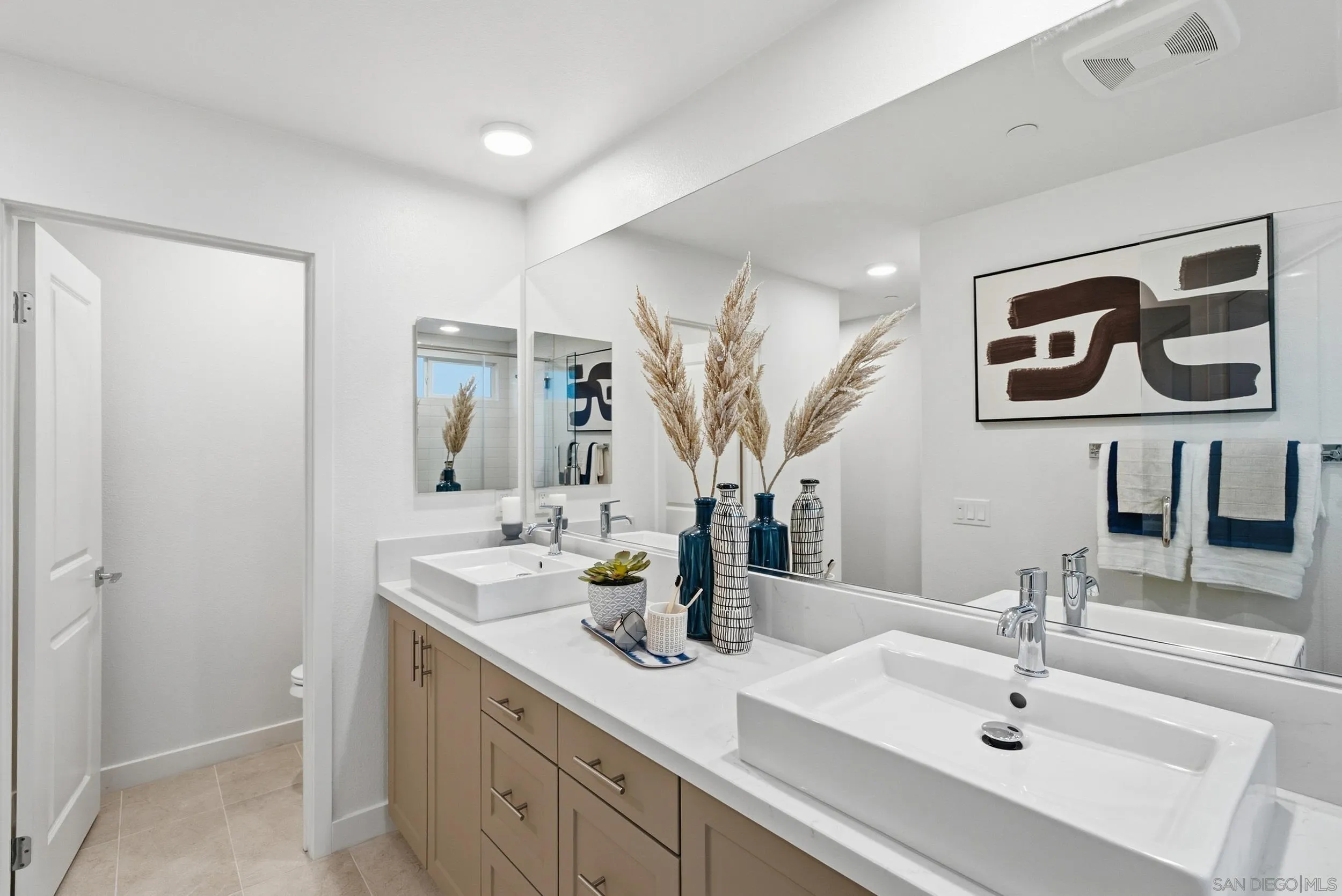 https://cdn.realtyfeed.com/cdn/127/260023360/193e7b2091790b3e5b6b75c688262bac.webp