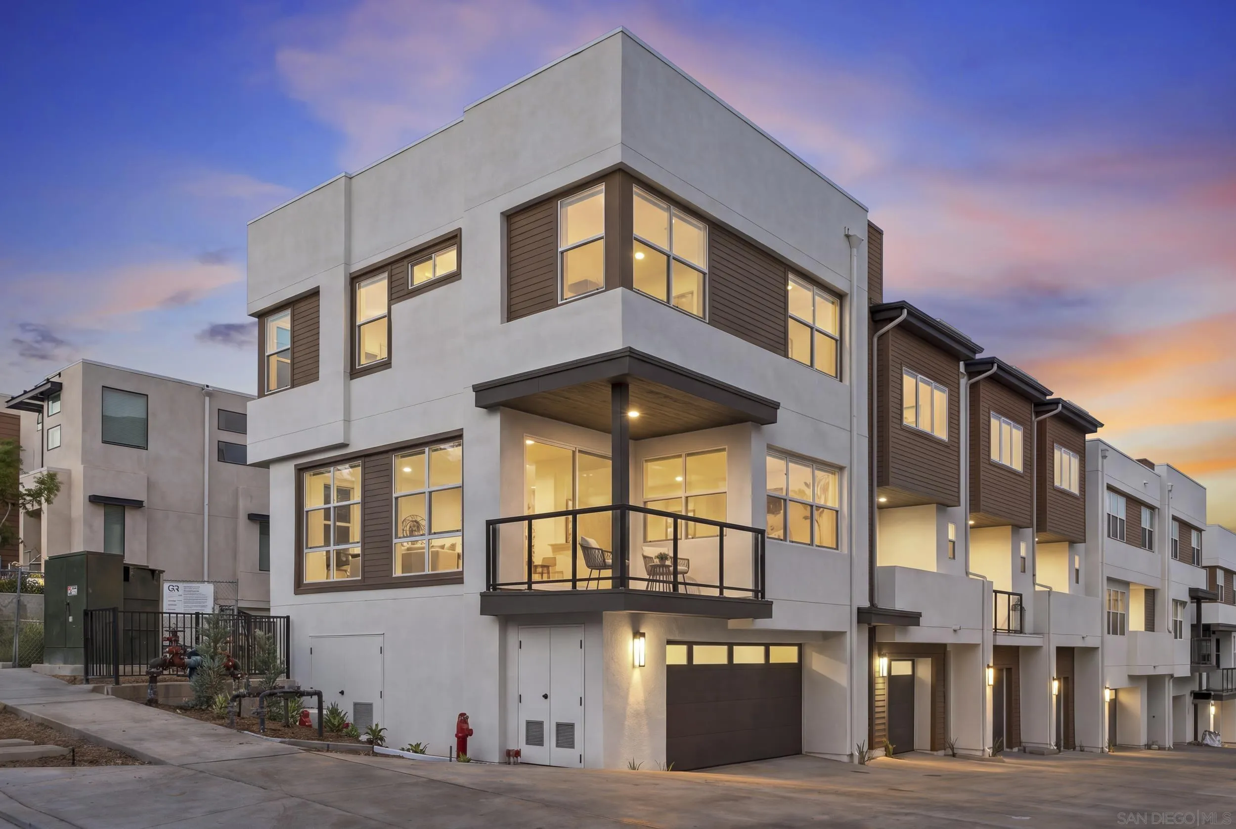 https://cdn.realtyfeed.com/cdn/127/260023360/64e4c5de7bdbf03d4fca48bc551fac8f.webp