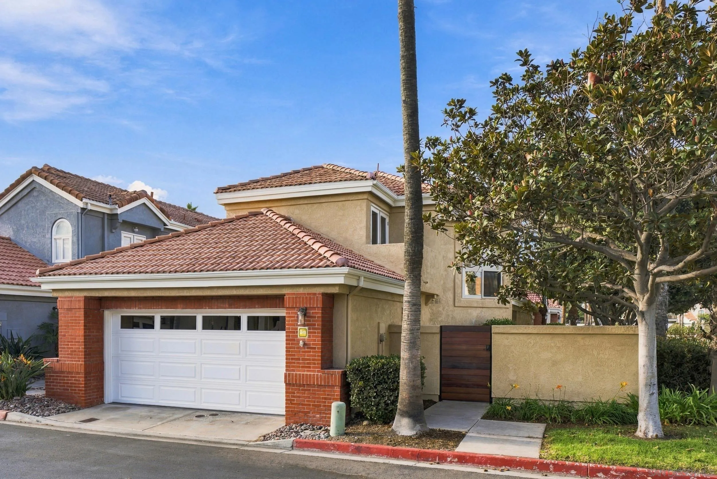 https://cdn.realtyfeed.com/cdn/127/260023361/0e294b5f7d75474fbeec2827b06e06b8.webp
