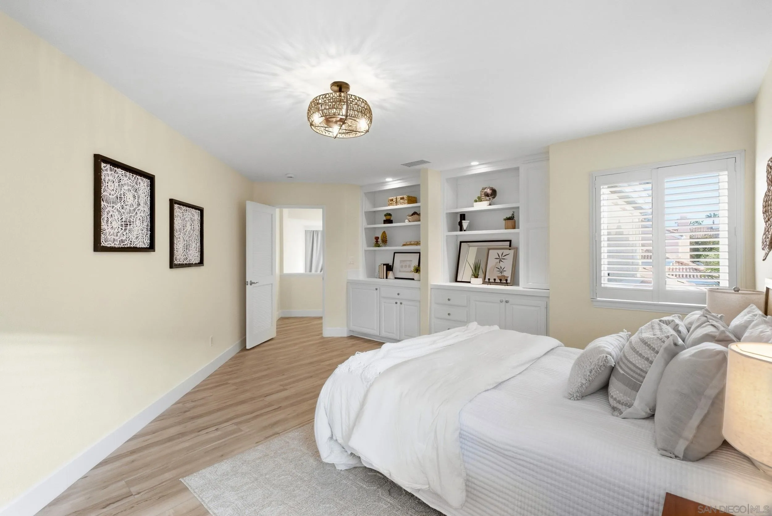 https://cdn.realtyfeed.com/cdn/127/260023361/52e6aca91f518f31414133102d48c154.webp