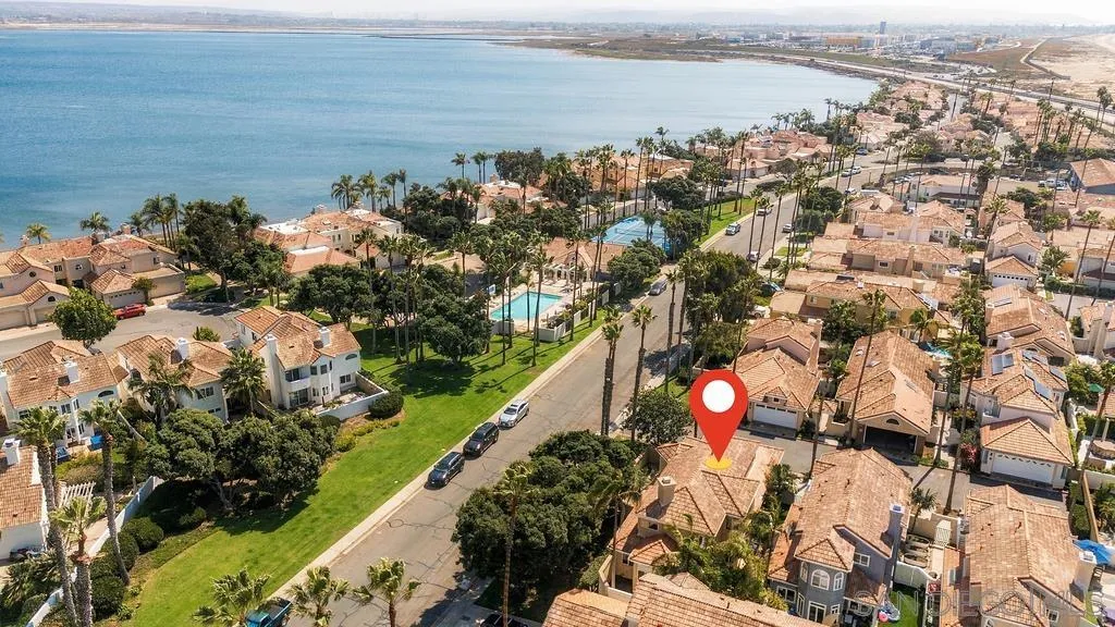 https://cdn.realtyfeed.com/cdn/127/260023361/6508f43d50976513485939bbb22a0f2b.webp