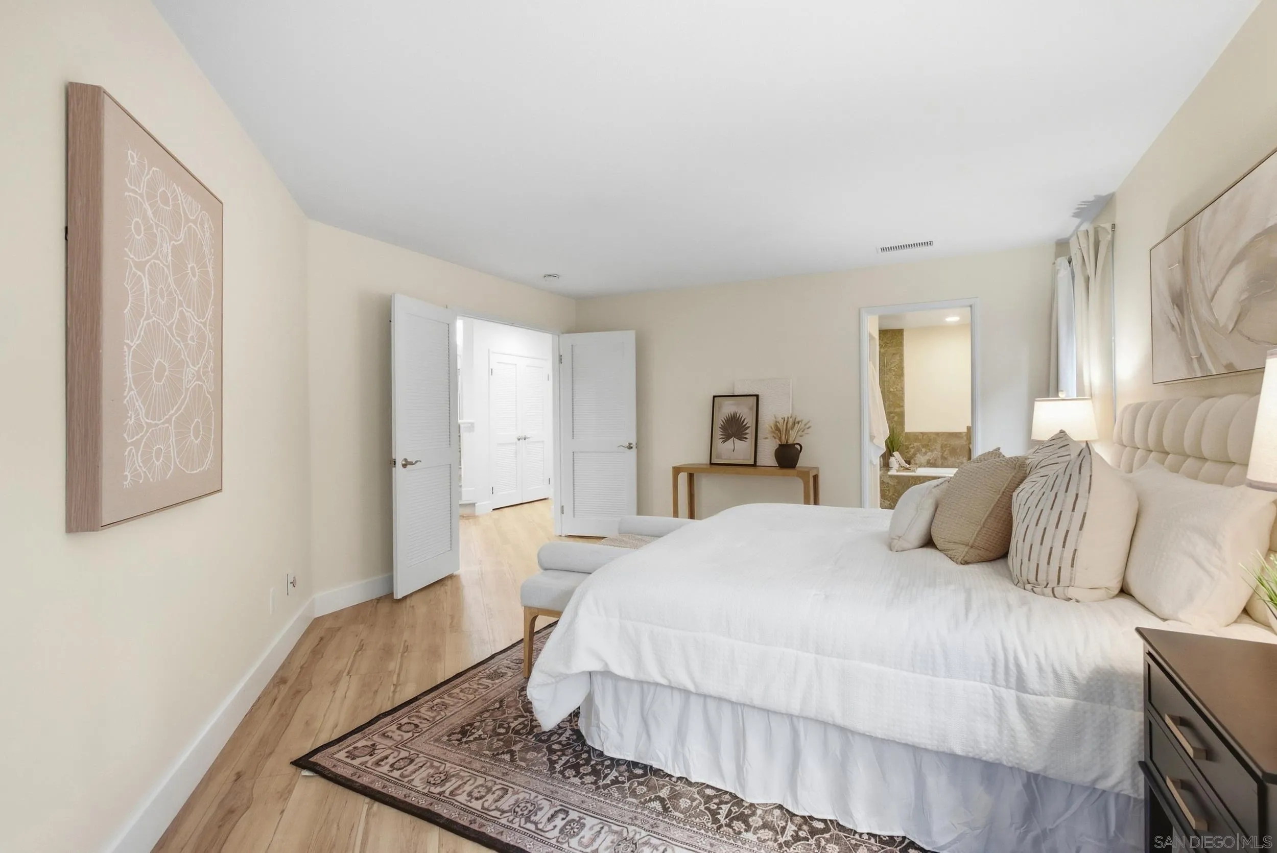 https://cdn.realtyfeed.com/cdn/127/260023361/92e81bc4391c7a2d8be97664e15939f6.webp