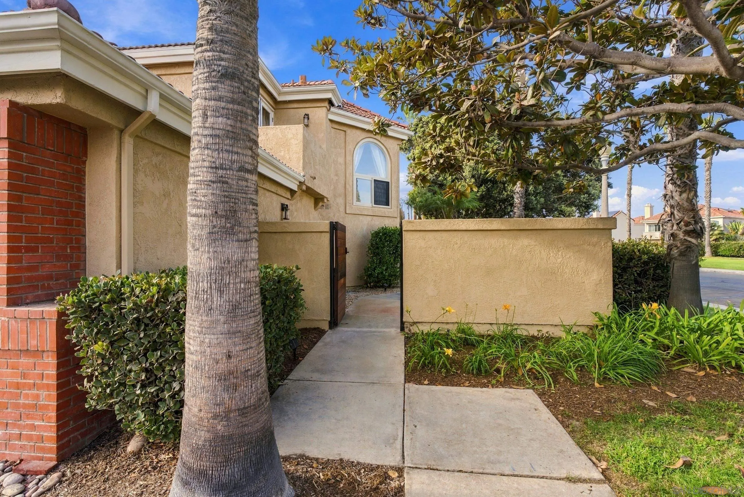 https://cdn.realtyfeed.com/cdn/127/260023361/9747d68fd0d1822b44b86f9d2ba37a72.webp