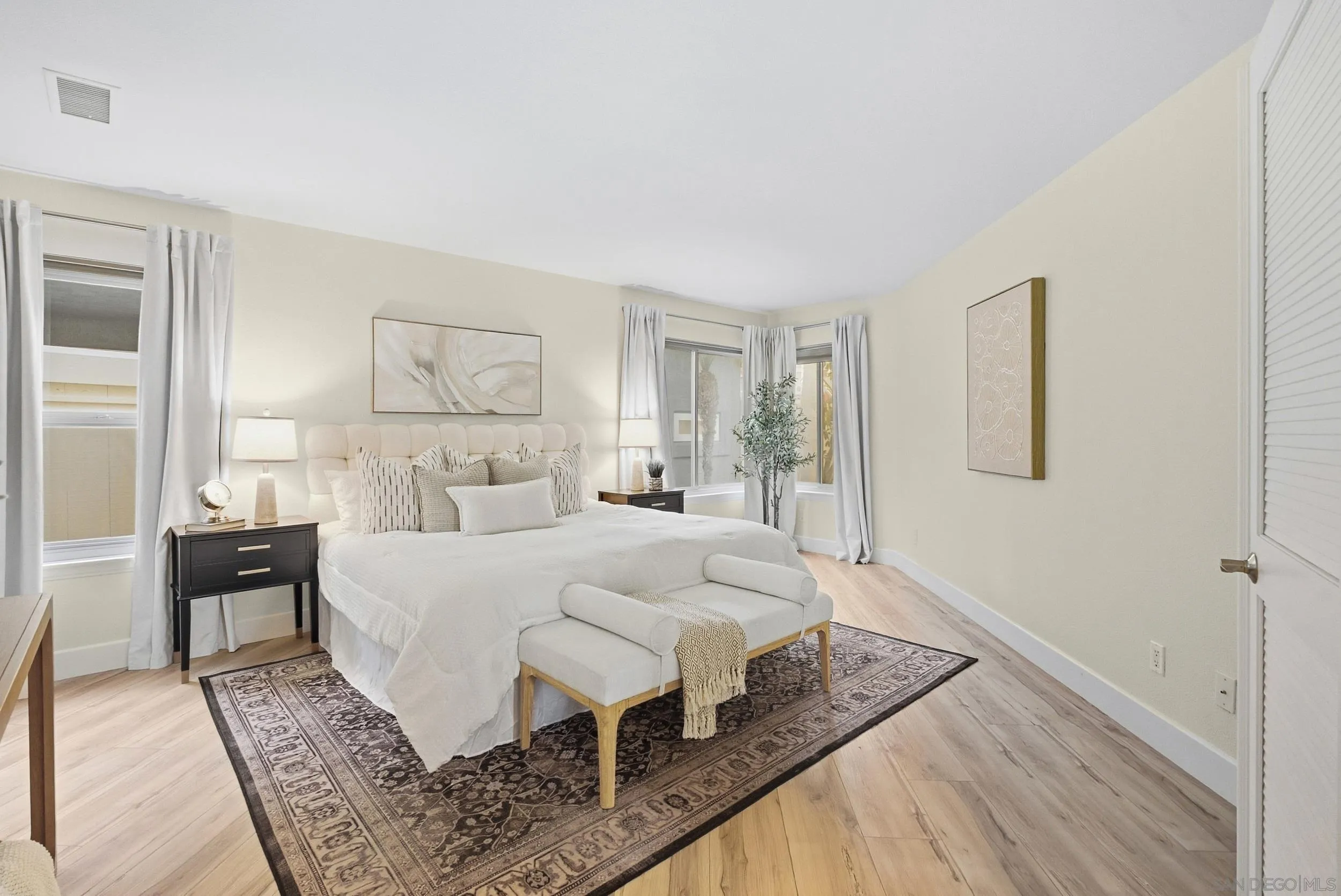 https://cdn.realtyfeed.com/cdn/127/260023361/b2f35ad1461d8ebaf34ffda54f5b1ada.webp