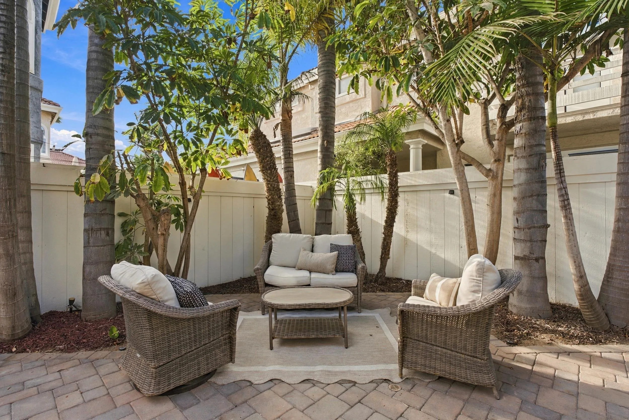 https://cdn.realtyfeed.com/cdn/127/260023361/b5f3fce31fac9fb8234fb9258c696c70.webp