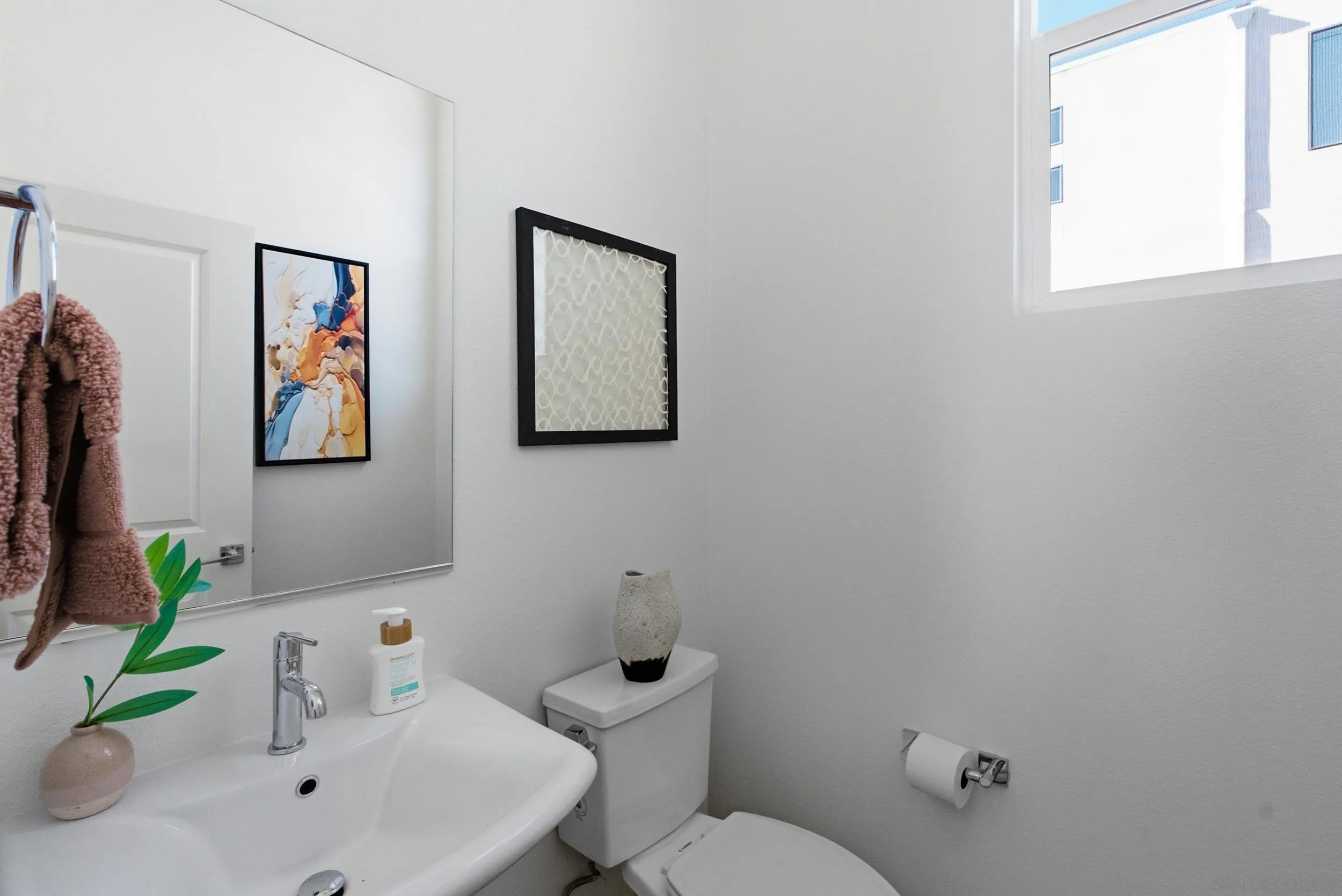 https://cdn.realtyfeed.com/cdn/127/260023363/55d82bdc0a3b7674c81889771769fdb4.webp