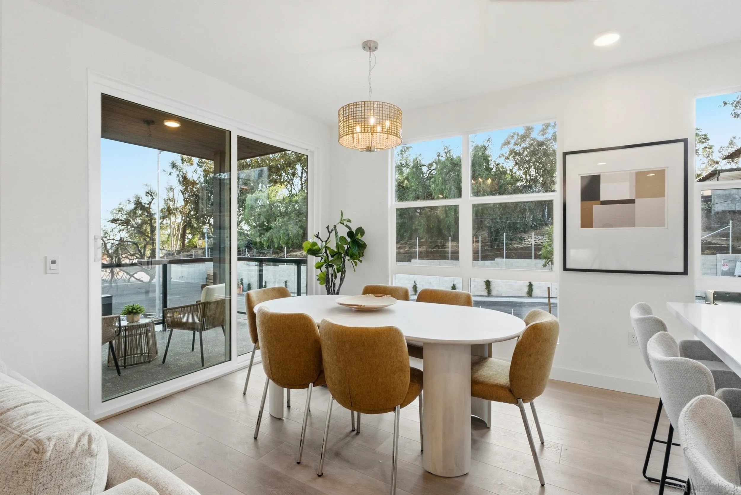 https://cdn.realtyfeed.com/cdn/127/260023363/56b46b8f83fbc247af66c3a1ba36098b.webp