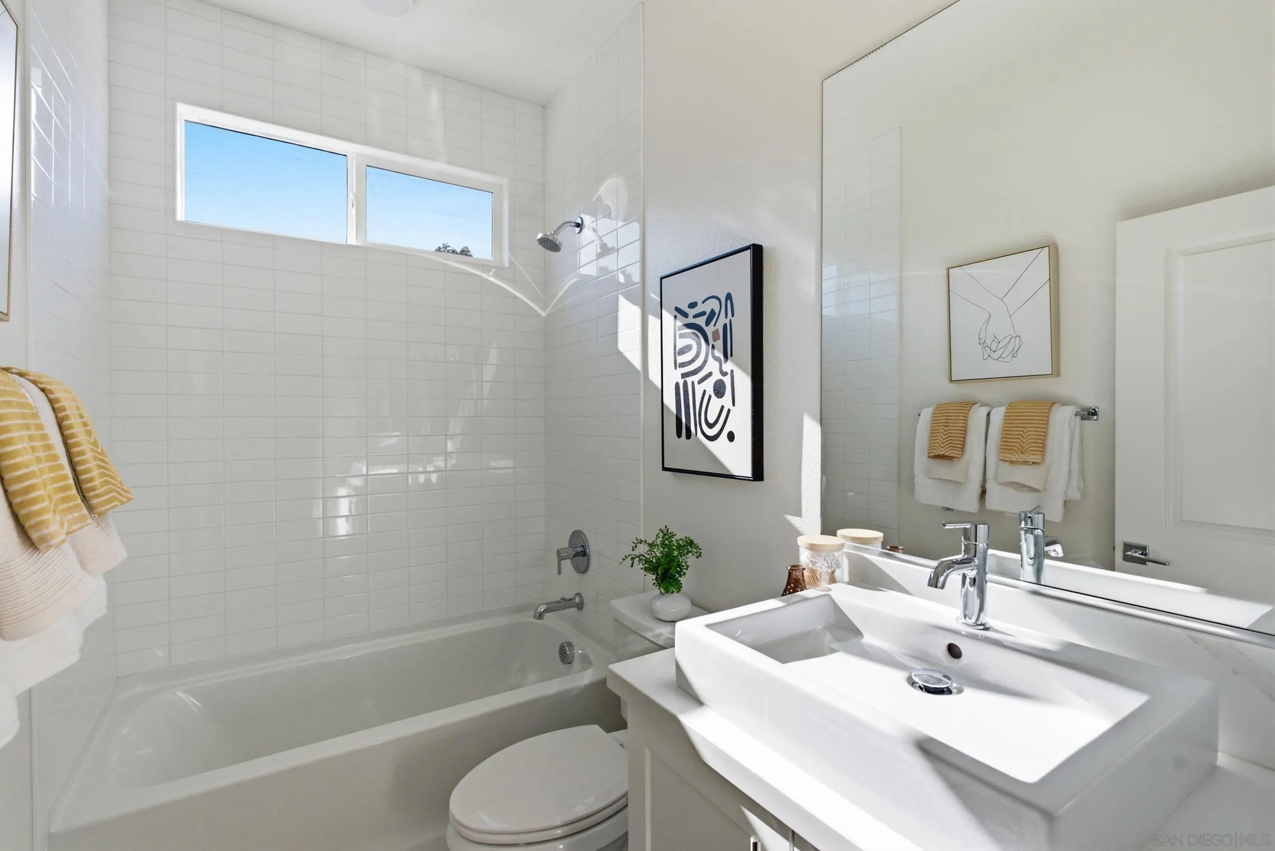 https://cdn.realtyfeed.com/cdn/127/260023363/8356688d661101ea5d5a72e32d3fba69.webp