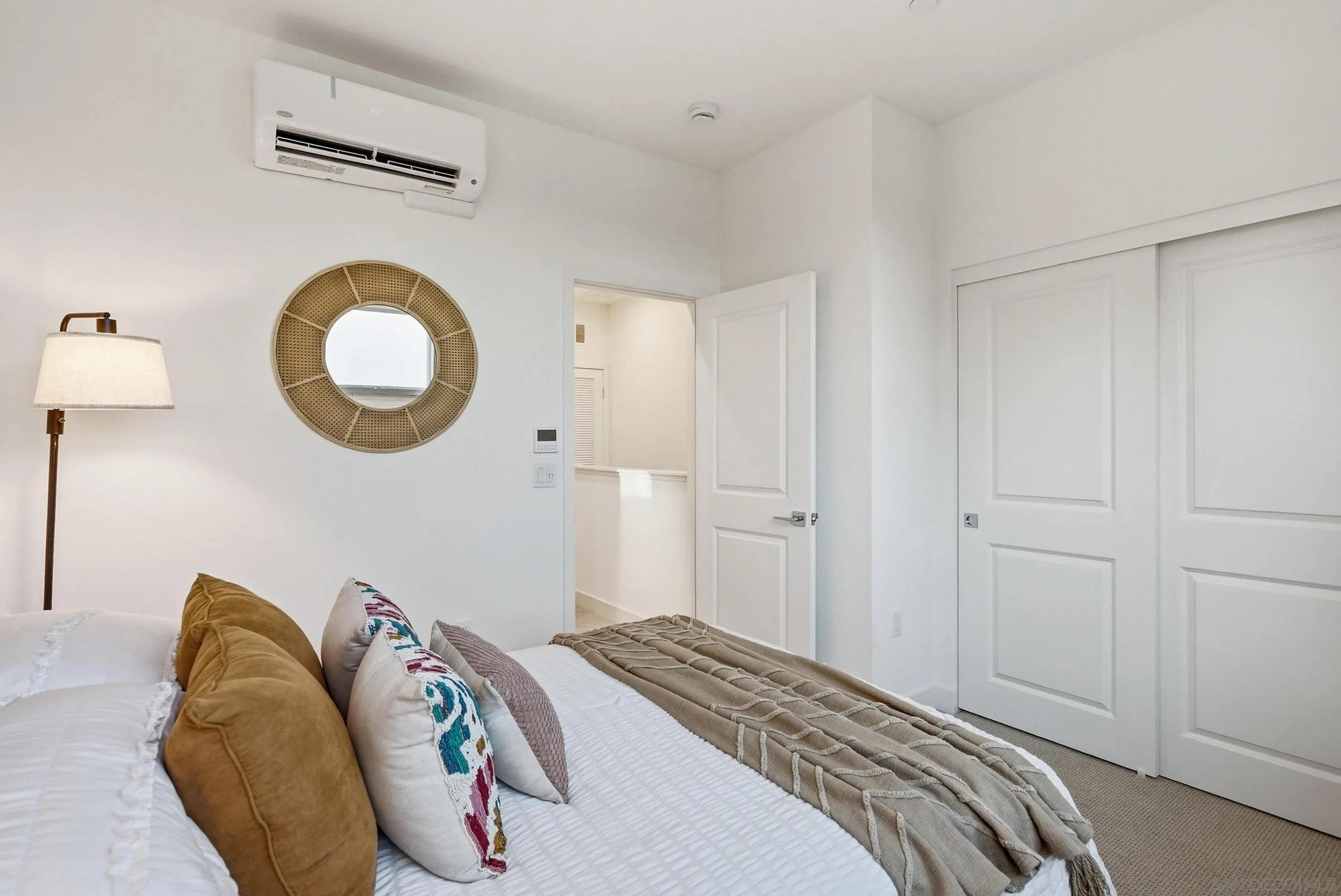 https://cdn.realtyfeed.com/cdn/127/260023363/846f701173cb776a6440bd86f8ce33c0.webp
