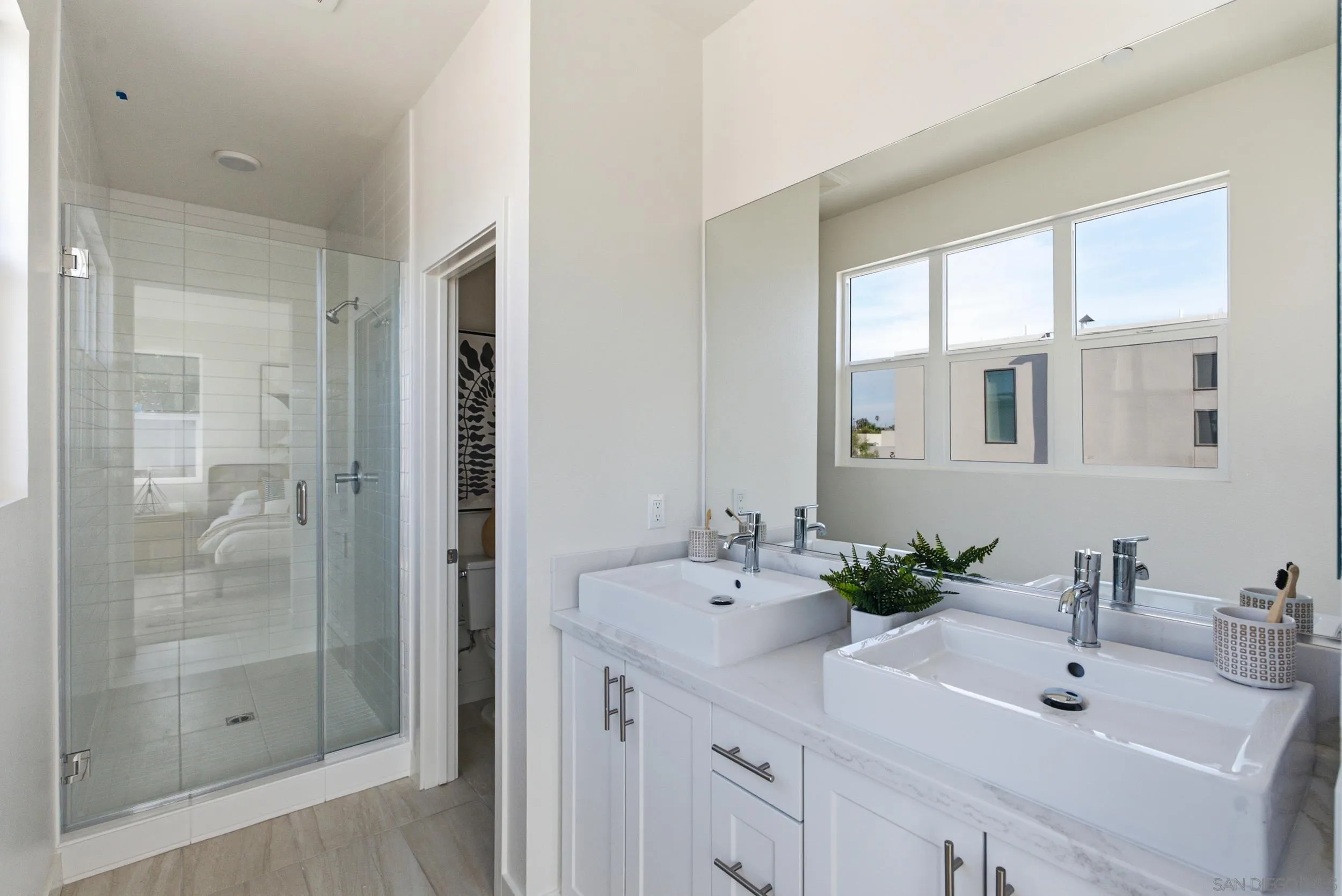 https://cdn.realtyfeed.com/cdn/127/260023363/8917e606d36992ddd63e55109ace7693.webp
