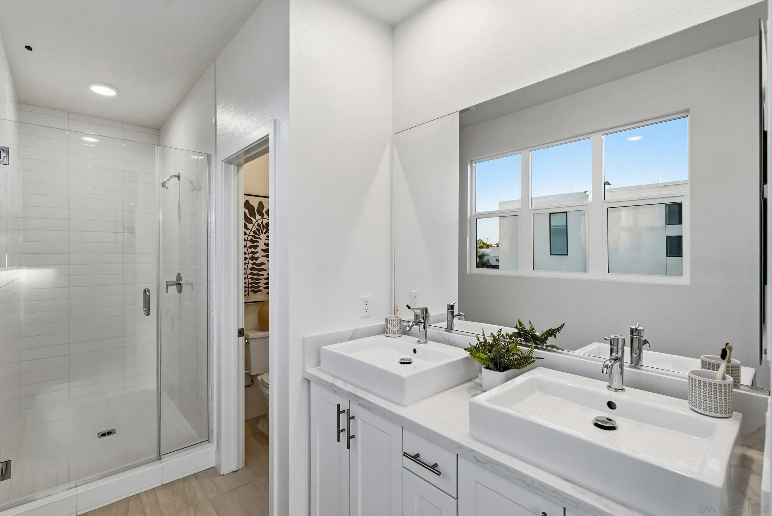 https://cdn.realtyfeed.com/cdn/127/260023363/a521bddb1df1aaea93296536ce9c2176.webp
