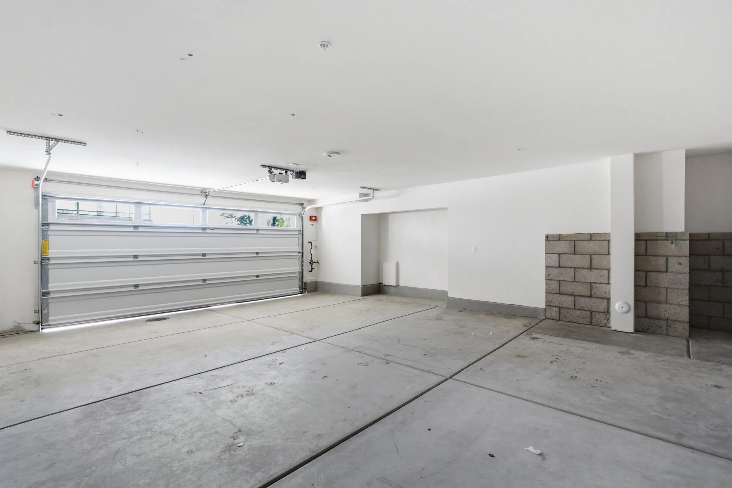 https://cdn.realtyfeed.com/cdn/127/260023363/eccd67038fa85a171777c16369f6715e.webp